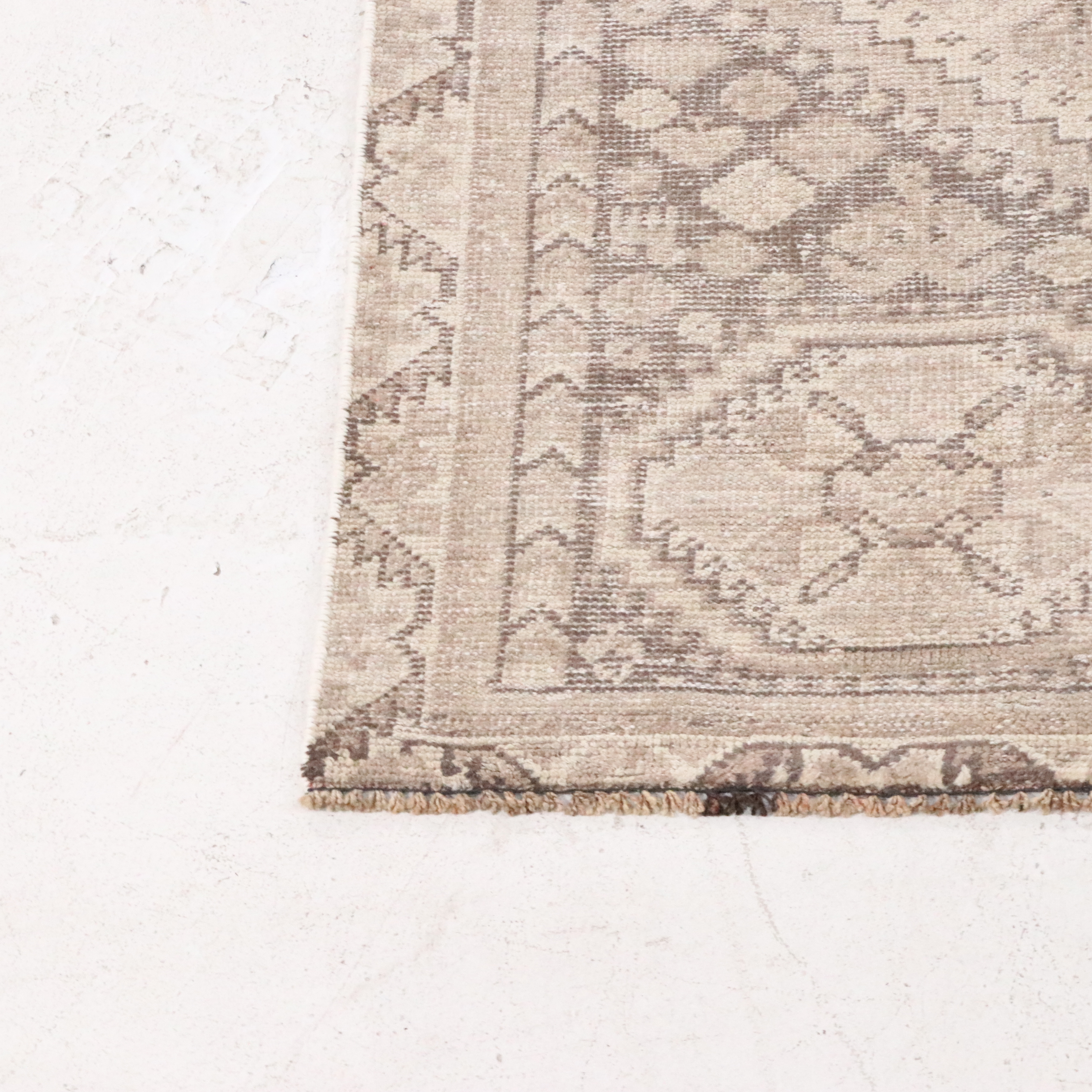 6'10 x 9'11 Hand-Knotted Persian Abadeh Area Rug