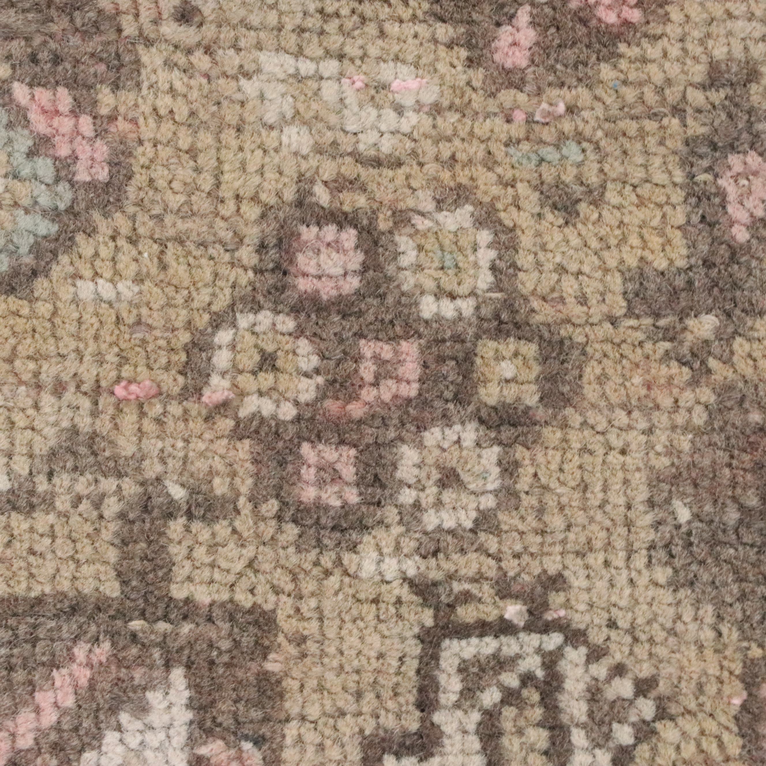 7'2 x 10' Hand-Knotted Persian Shiraz Area Rug