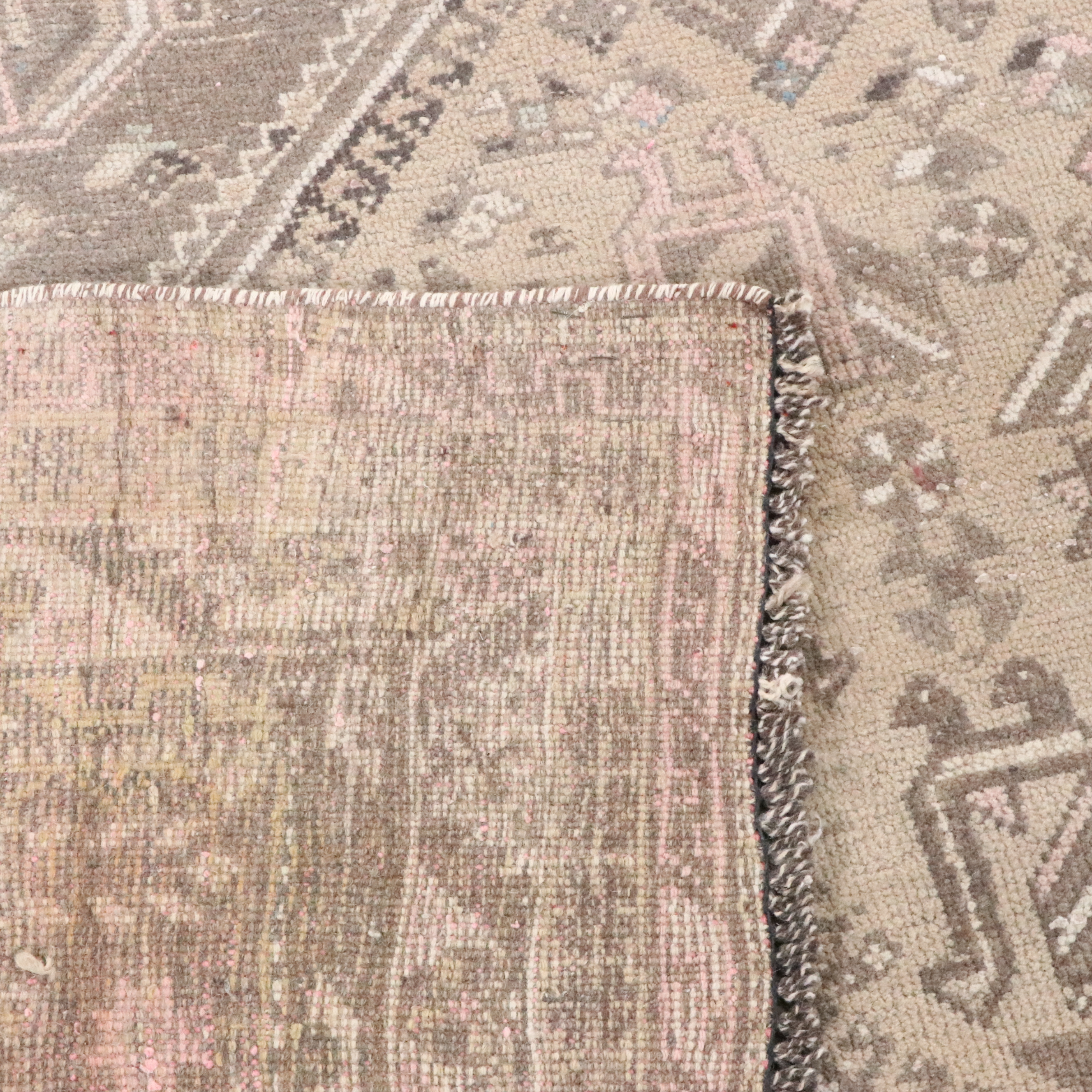 7'2 x 10' Hand-Knotted Persian Shiraz Area Rug