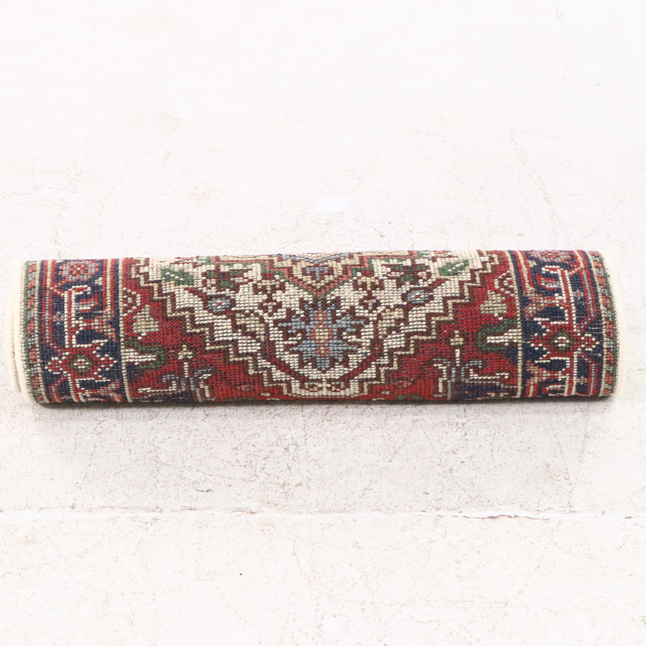 2'8 x 7'10 Hand-Knotted Pakistani-Persian Style Carpet Runner
