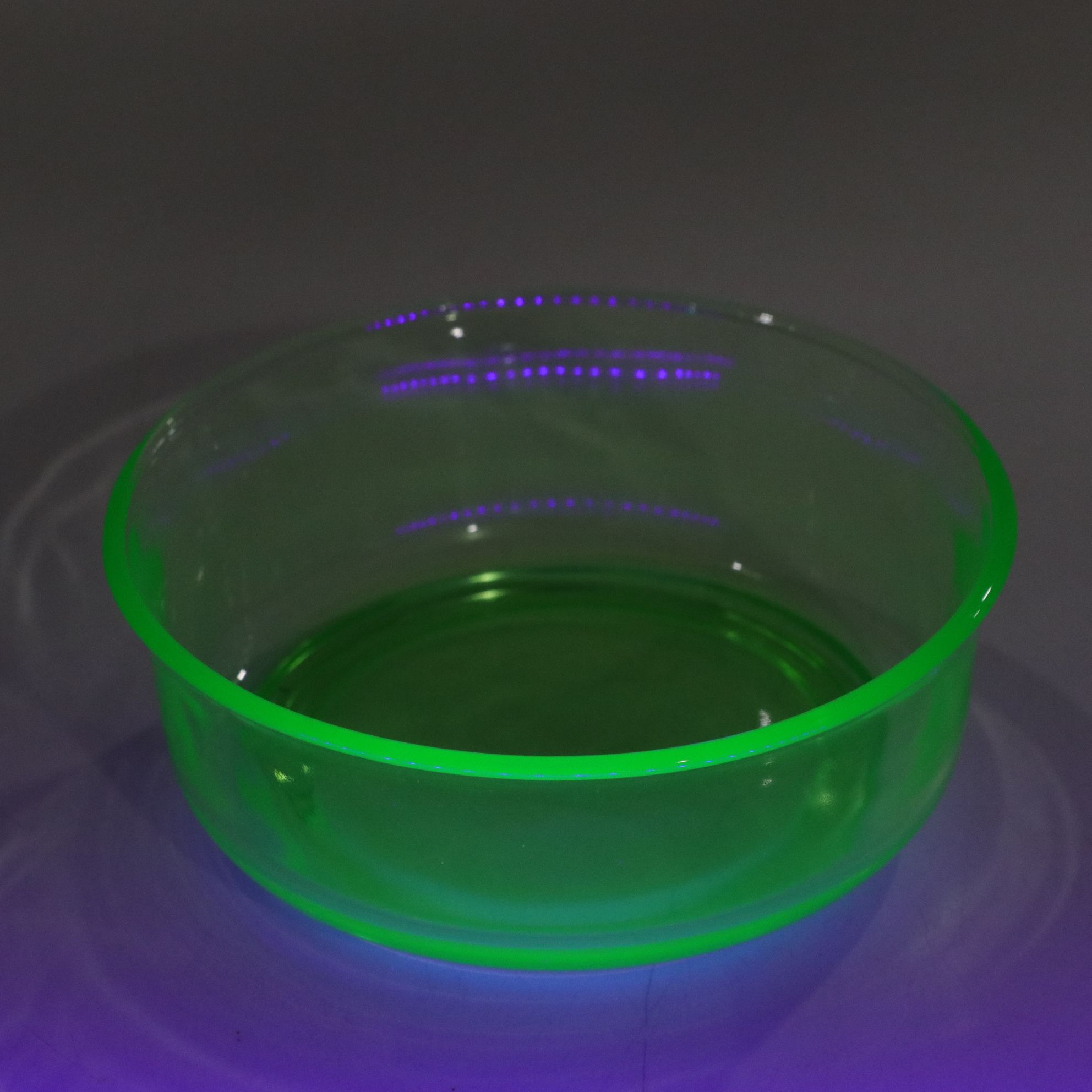 Uranium Lidded Refrigerator Dish & Bowls