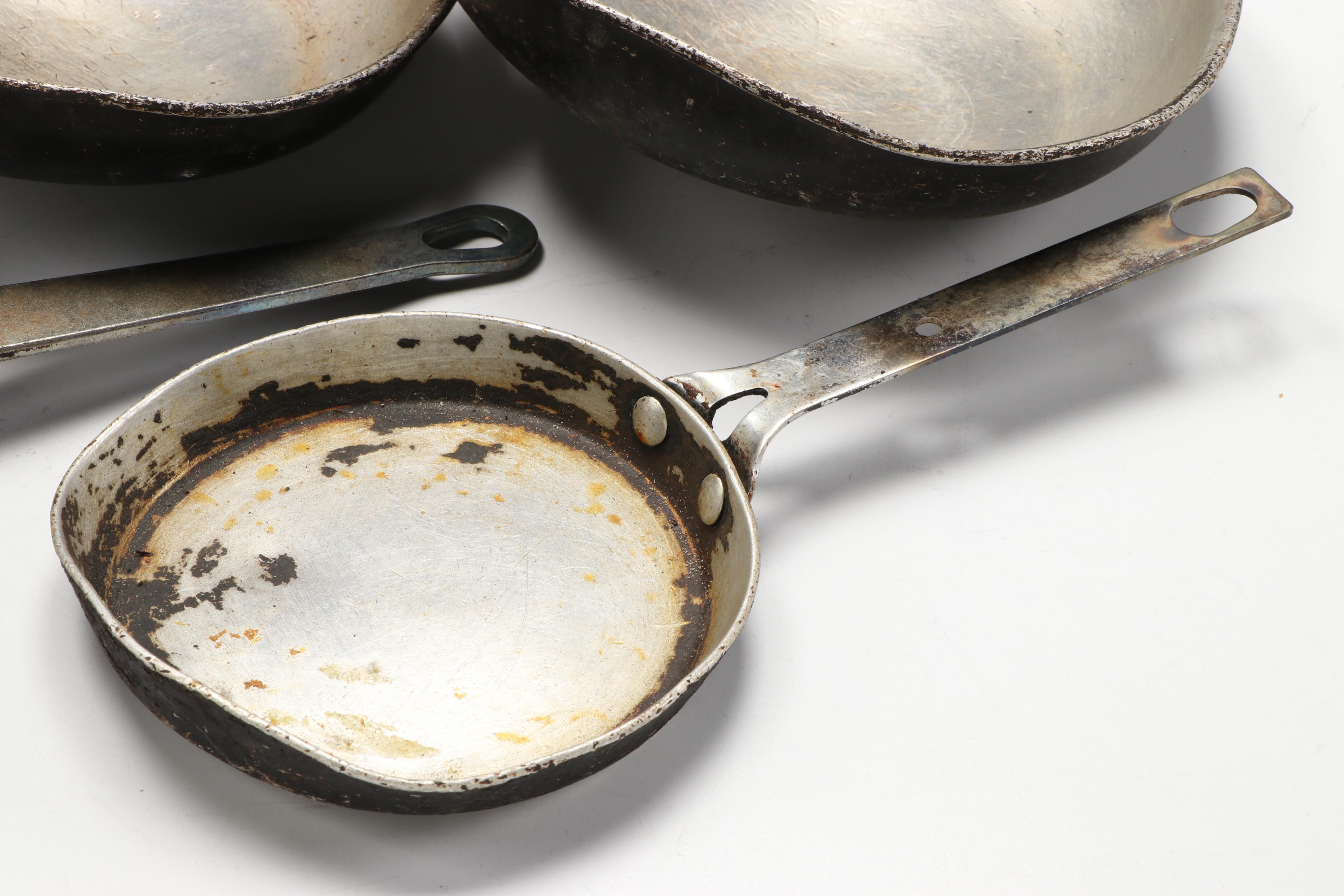 Commercial Grade Stainless Steel Saucepans and Frying Pans