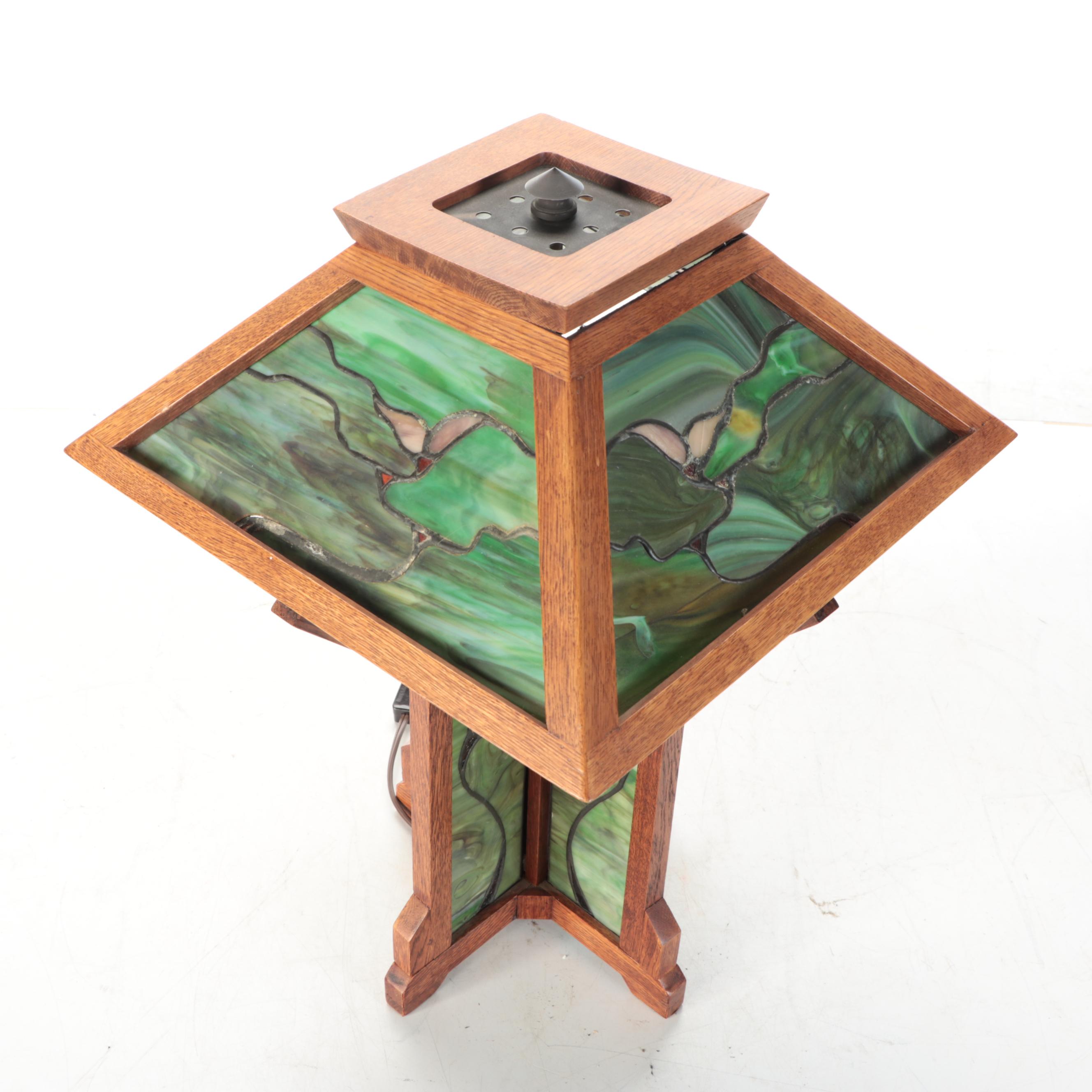 Arts and Crafts Style Oak and Green Slag Glass Table Lamp