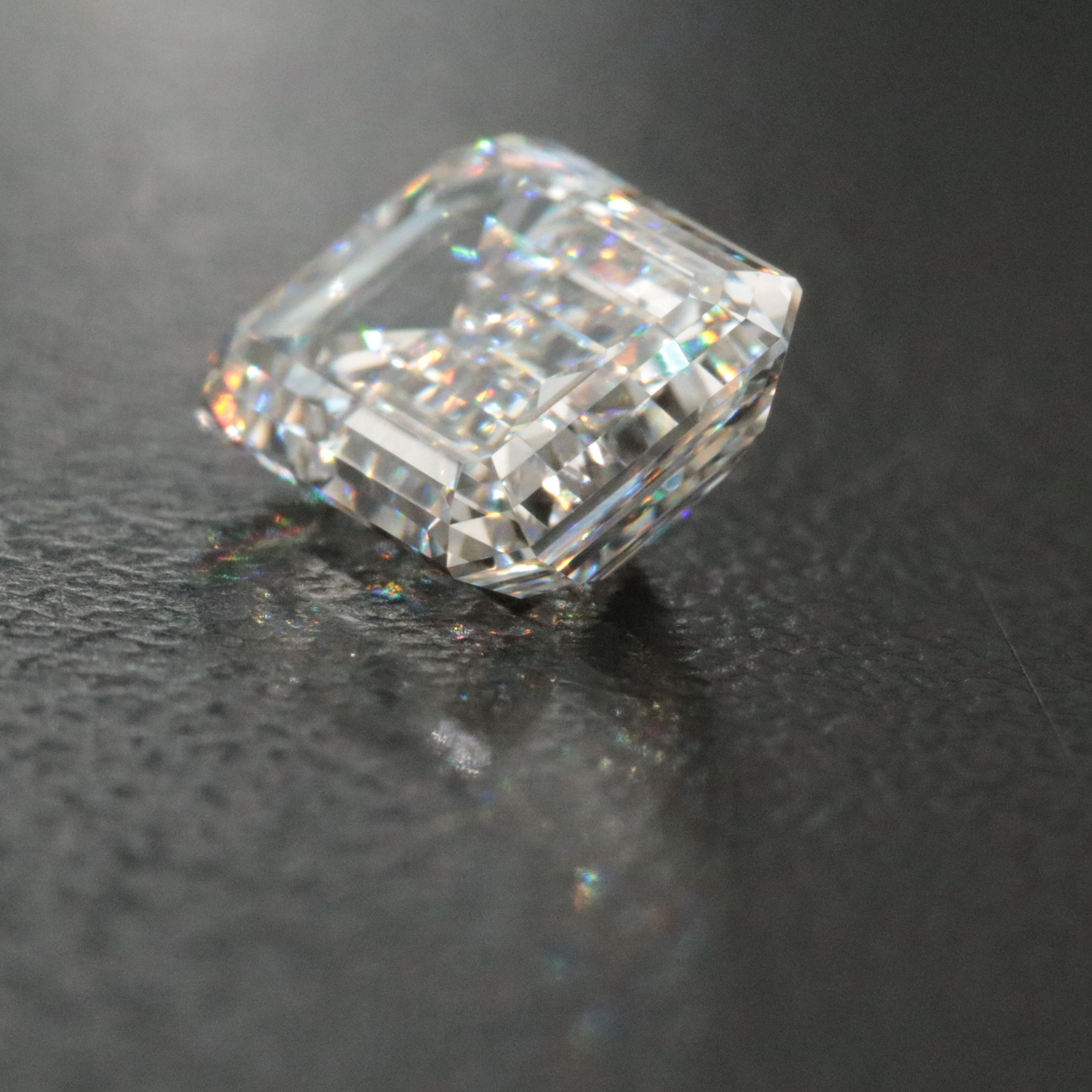 Loose 1.97 CT Lab Grown Diamond with IGI Report