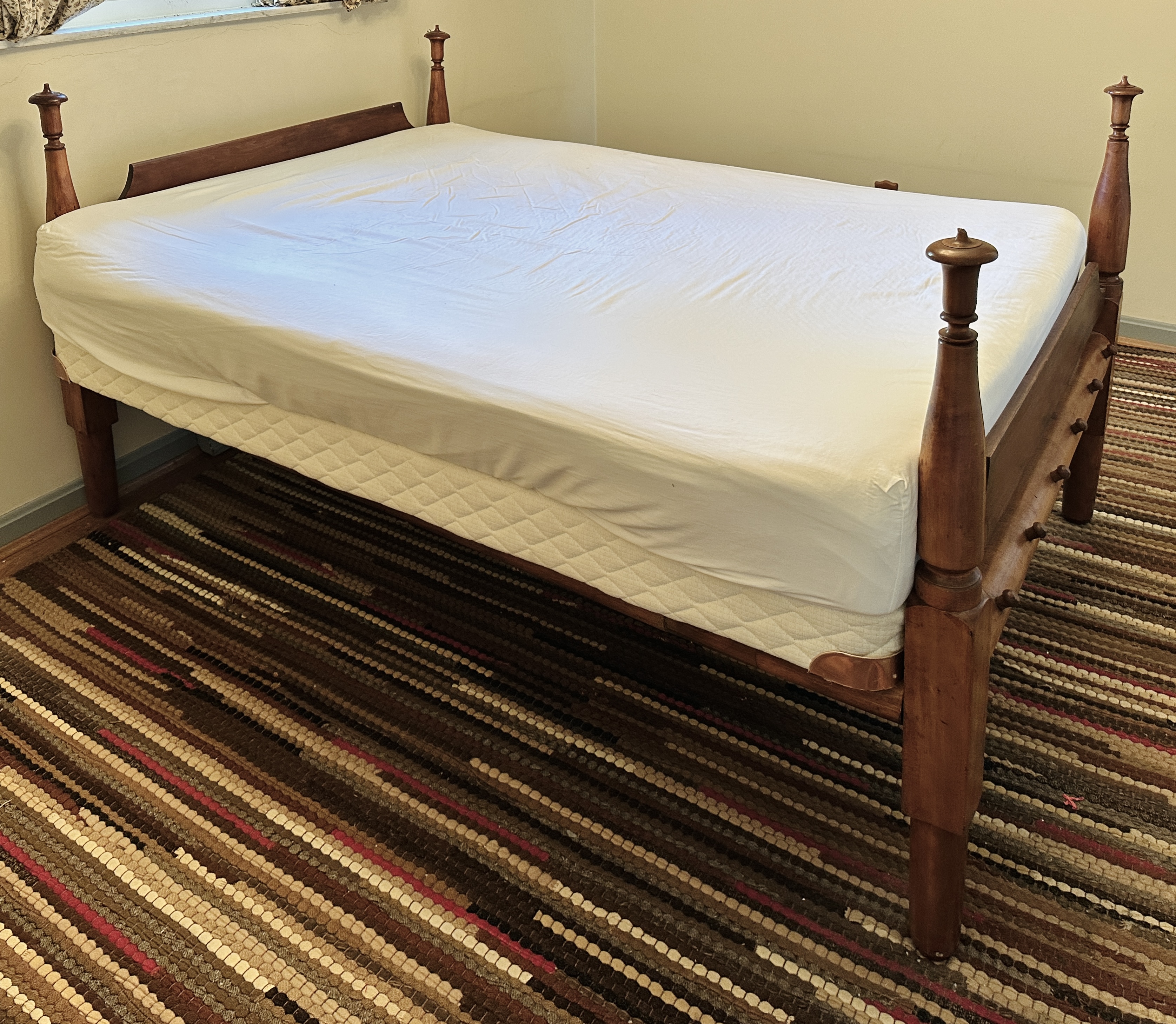 American Primitive Style Maple Rope Bed, Early to Mid-19th Century