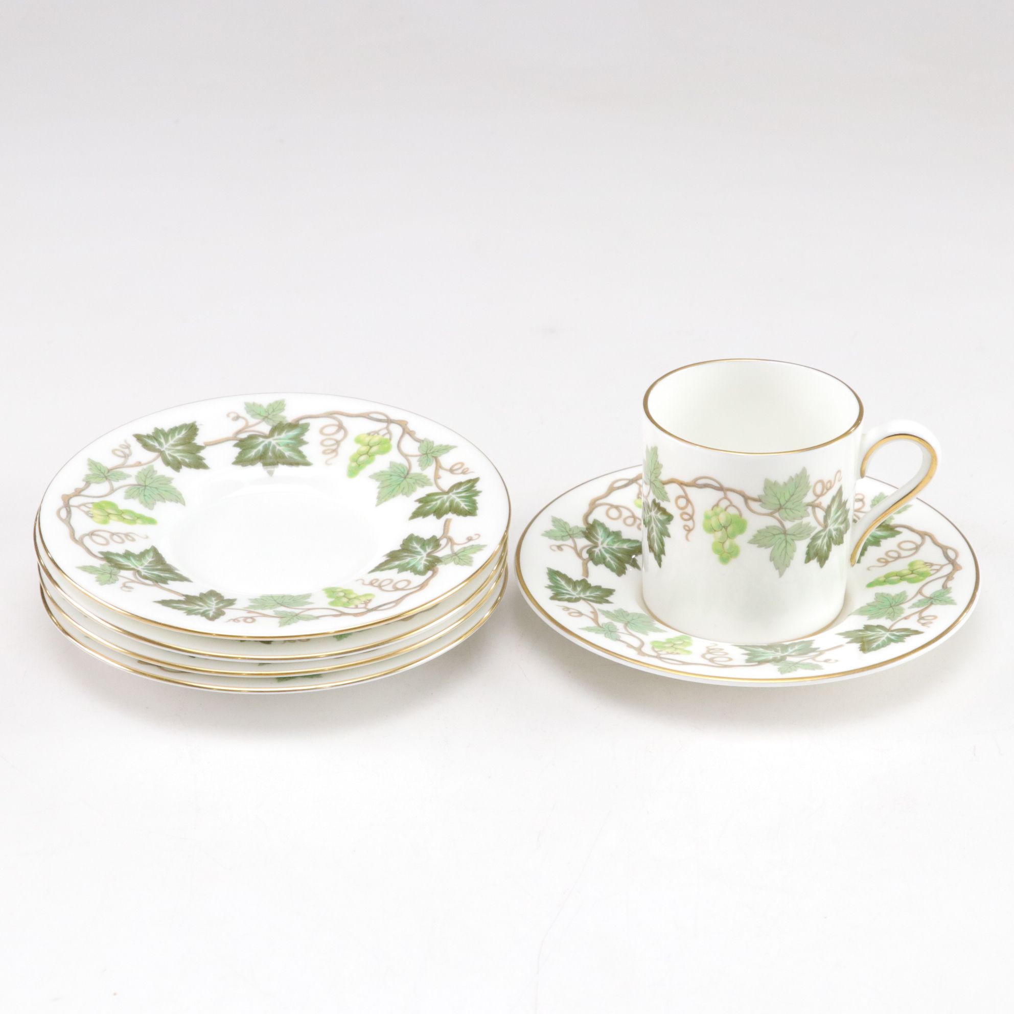 Teacups, Demitasse Cups, Saucers & Other Porcelain Tableware