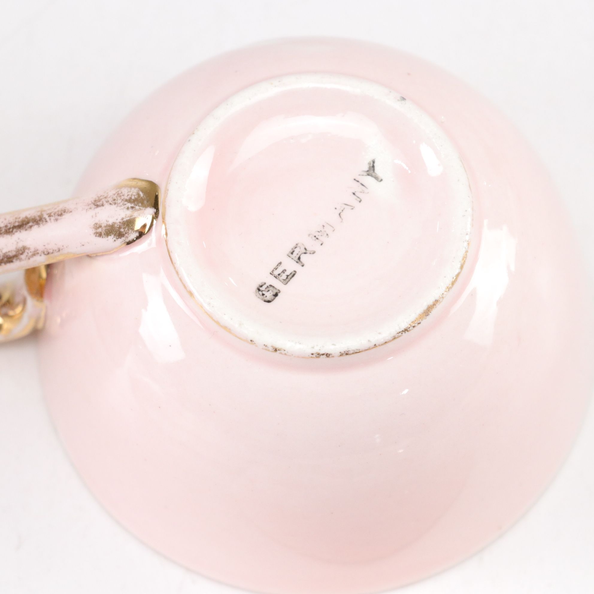 Teacups, Demitasse Cups, Saucers & Other Porcelain Tableware