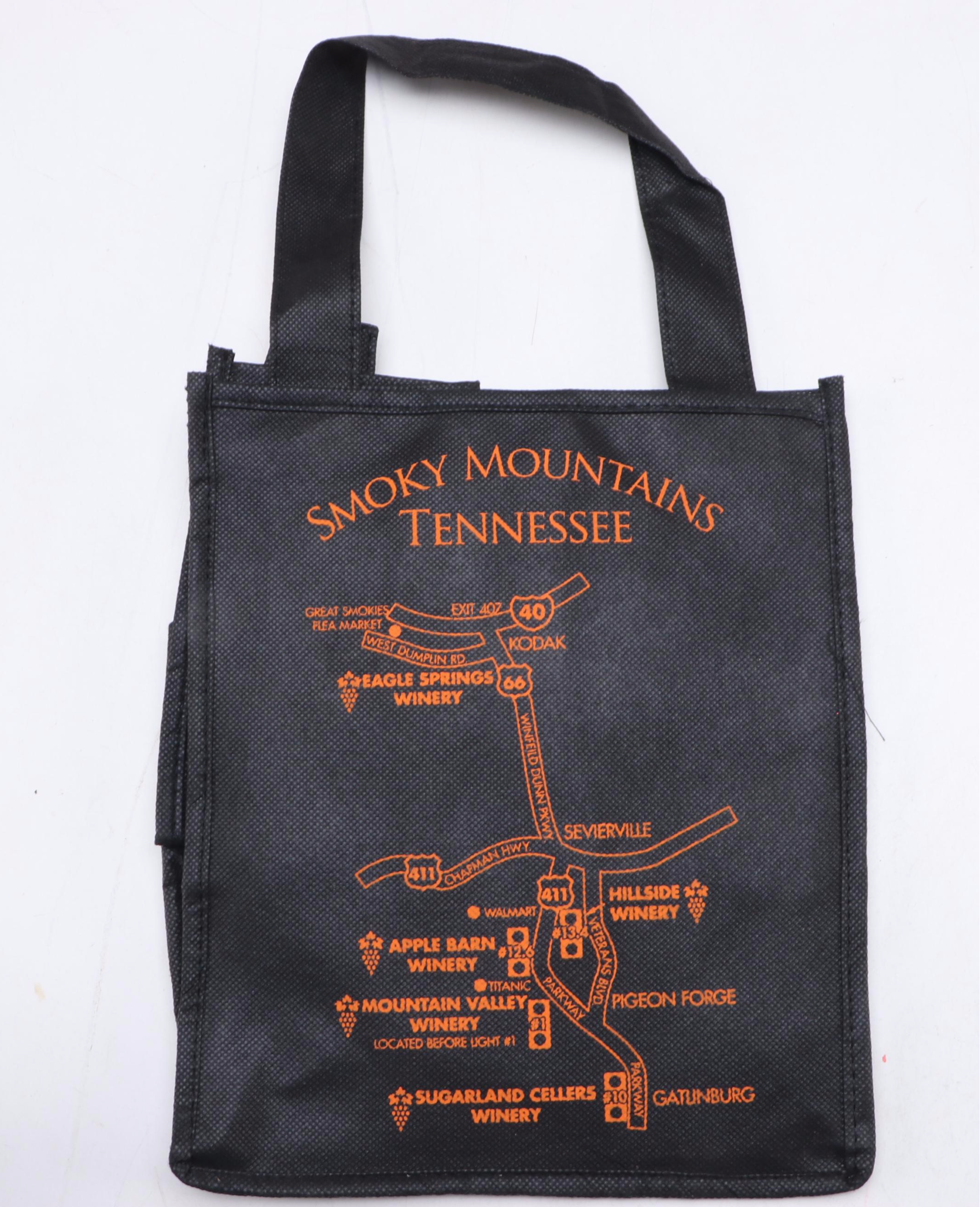 Fairway Great Smokey Mountains Metal Bowls with Rocky Top Wine Trail Bag