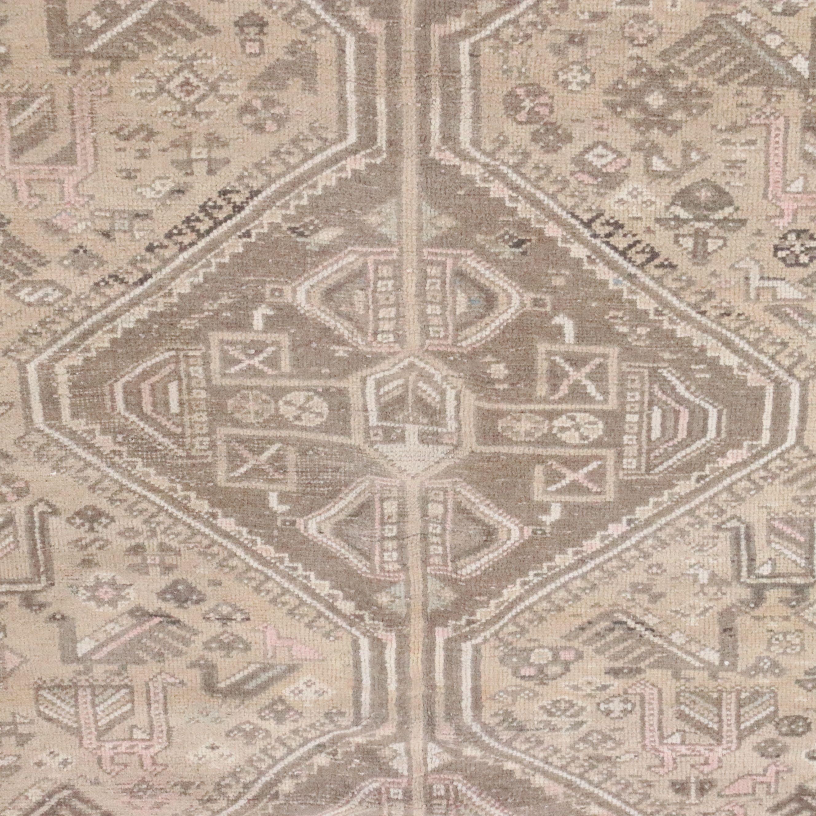 7'2 x 10' Hand-Knotted Persian Shiraz Area Rug