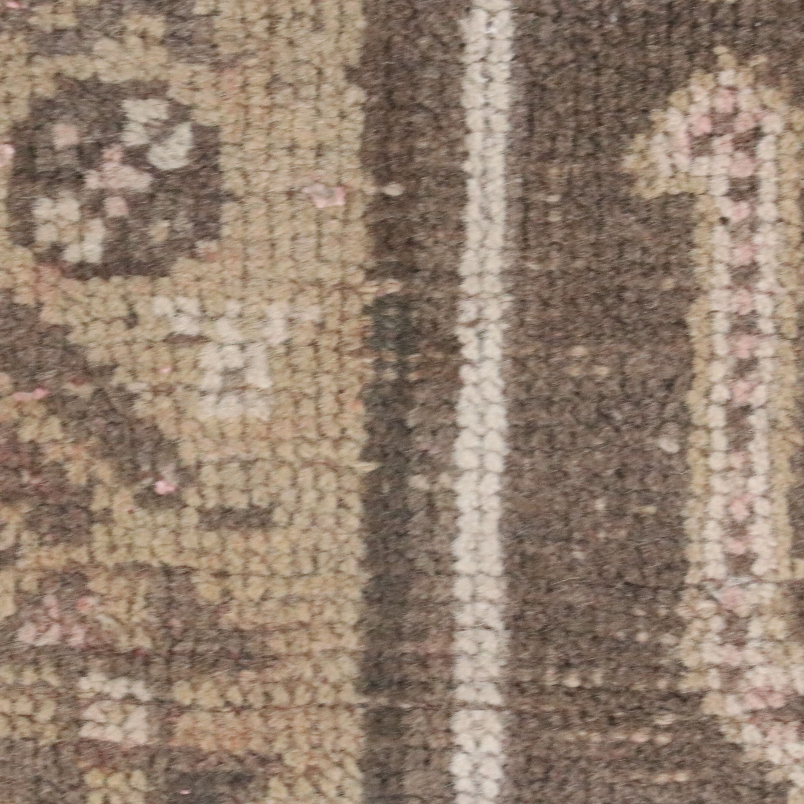 7'2 x 10' Hand-Knotted Persian Shiraz Area Rug