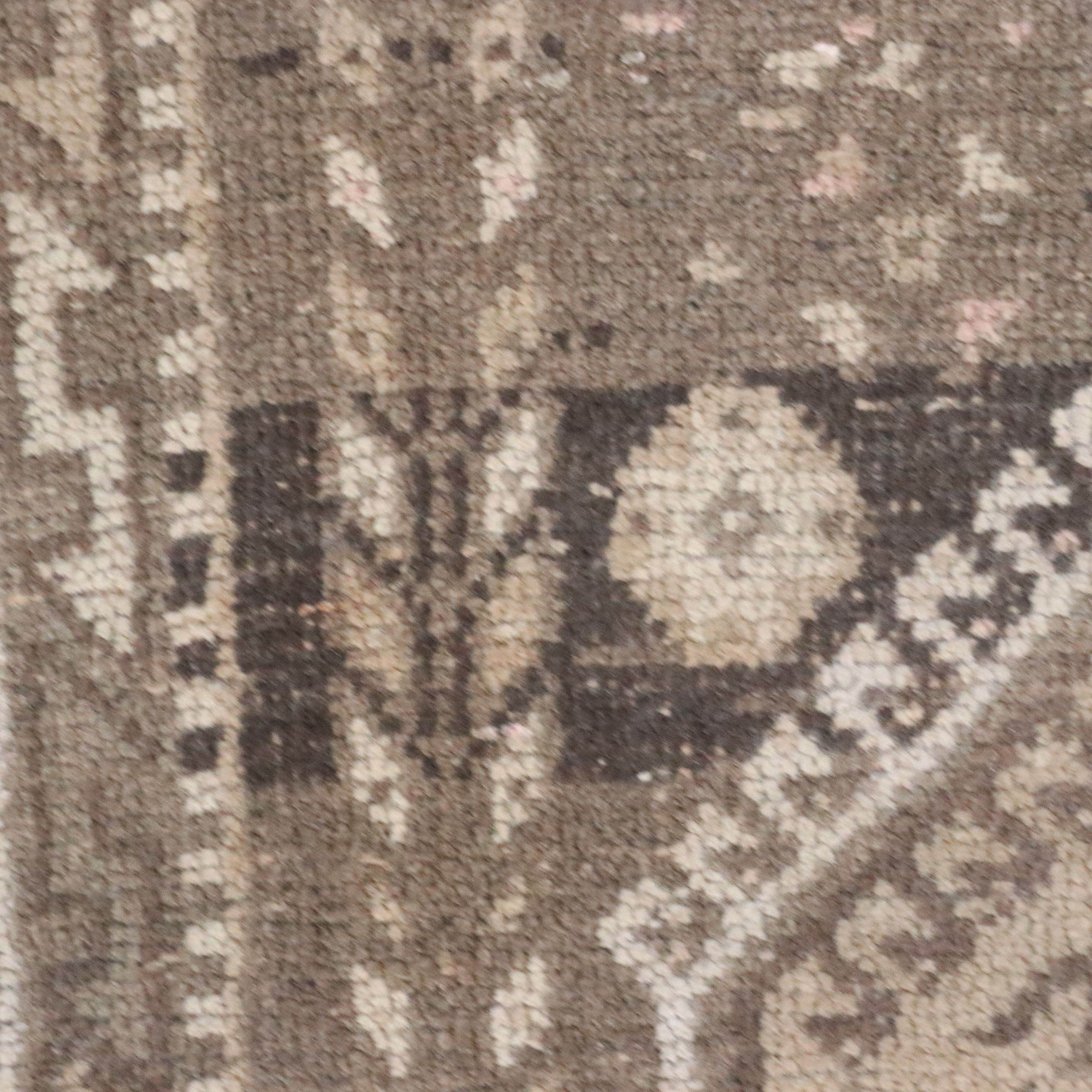 7'2 x 10' Hand-Knotted Persian Shiraz Area Rug