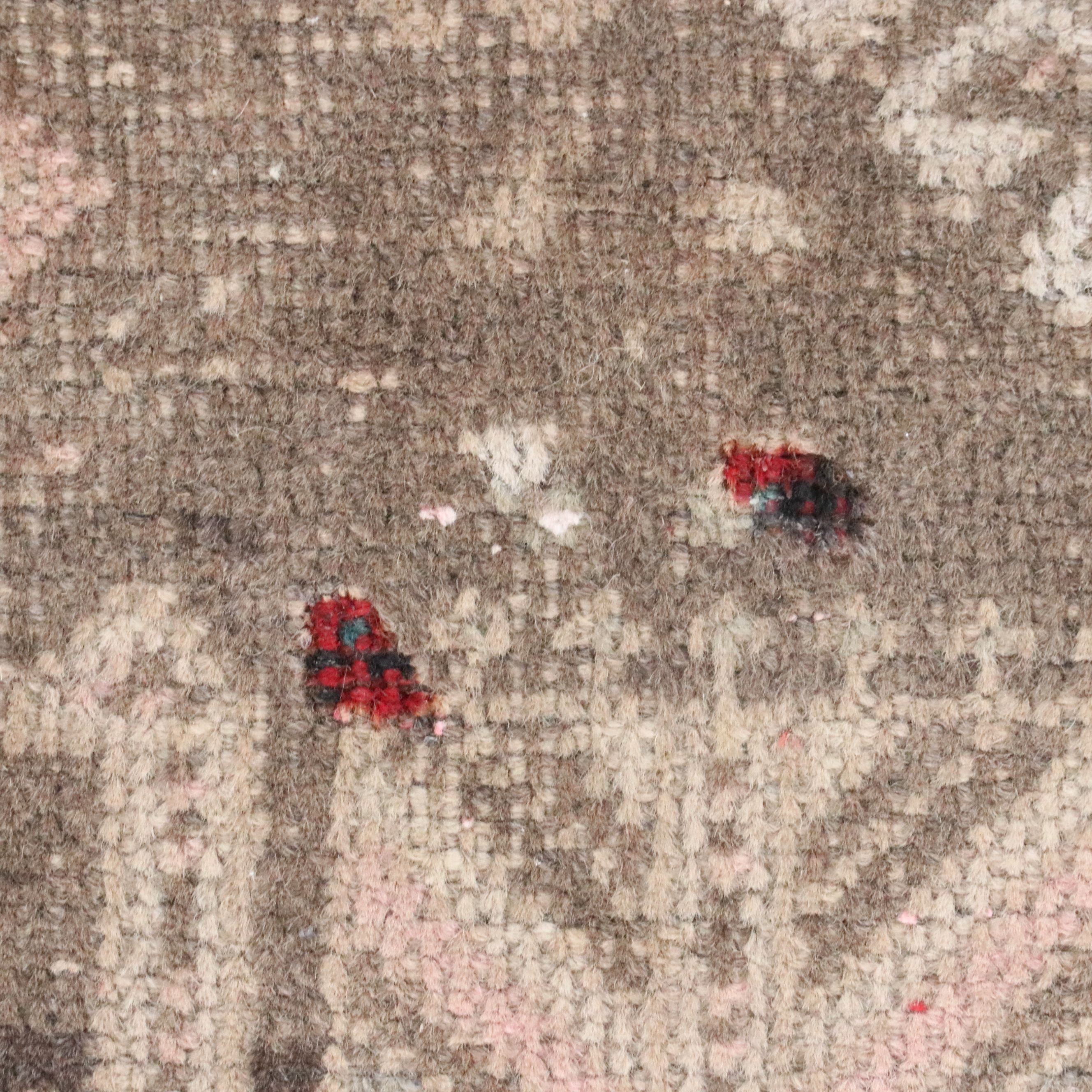 7'2 x 10' Hand-Knotted Persian Shiraz Area Rug