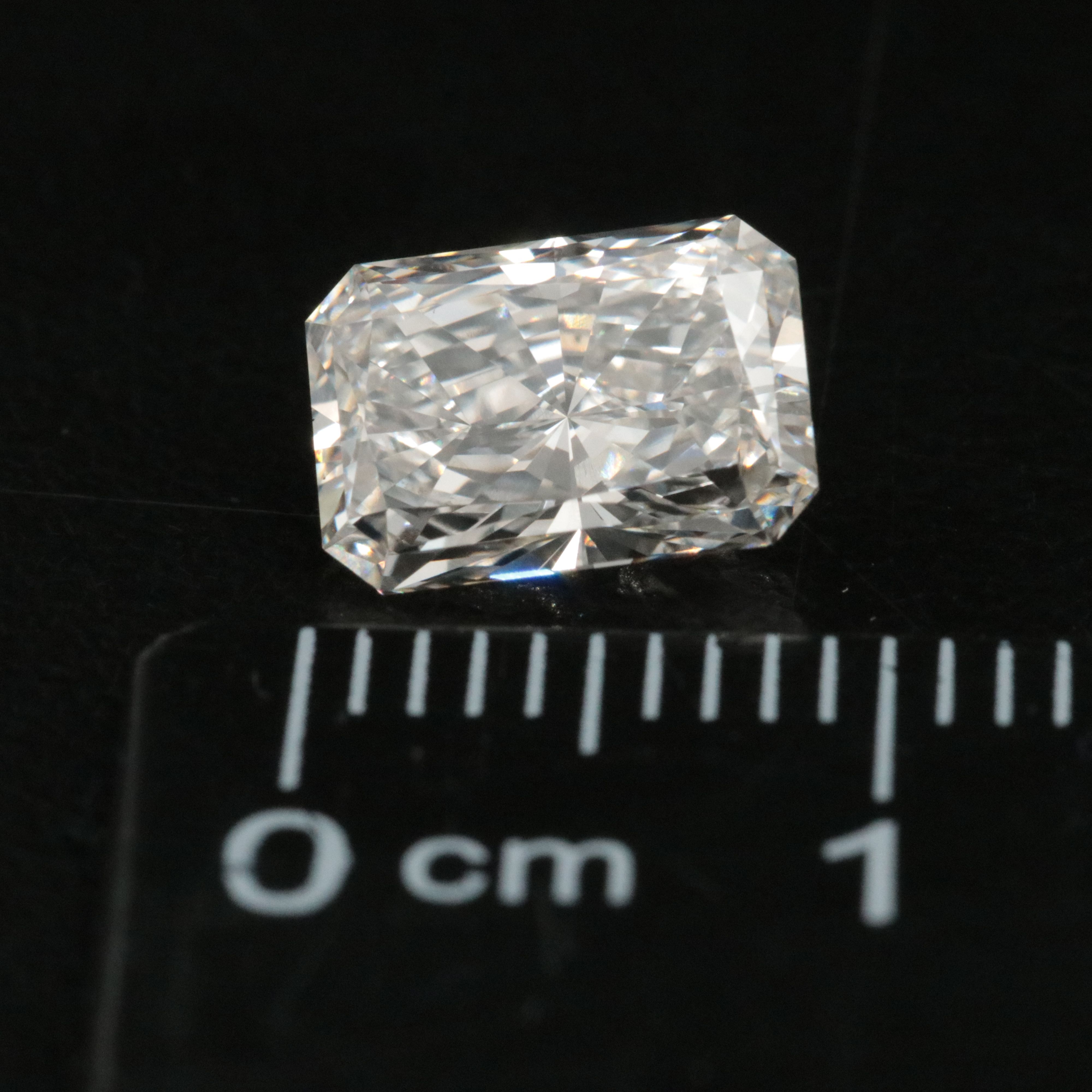 Loose 1.82 CT Lab Grown Diamond with IGI Report