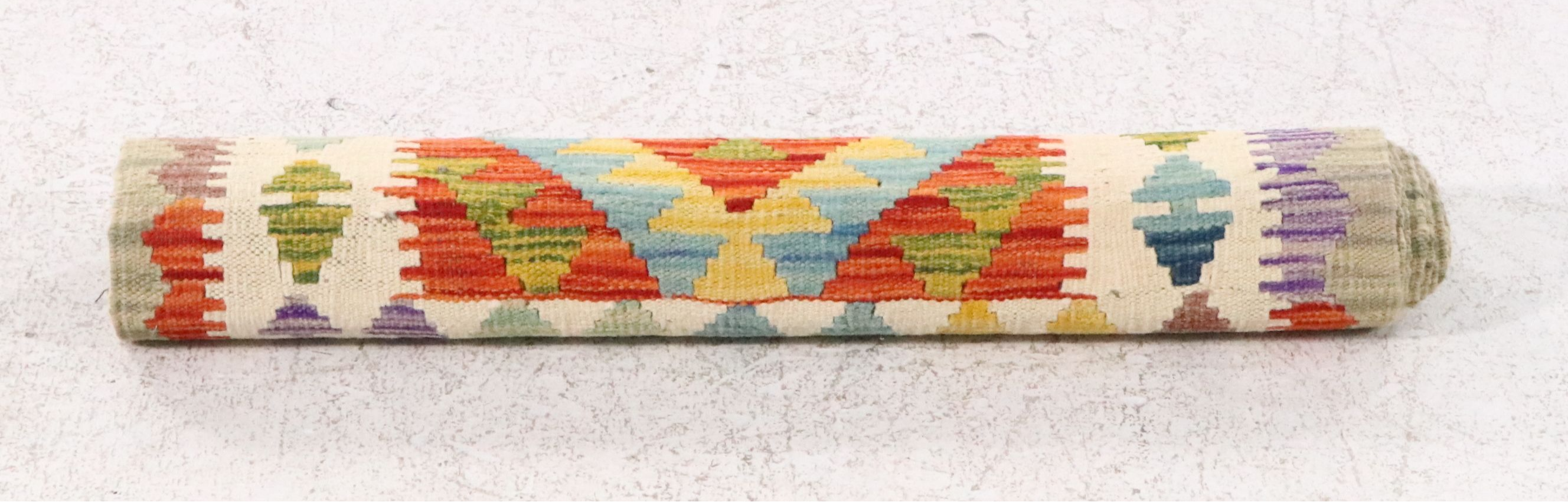 2'7 x 9'10 Handwoven Pakistani Kilim Carpet Runner