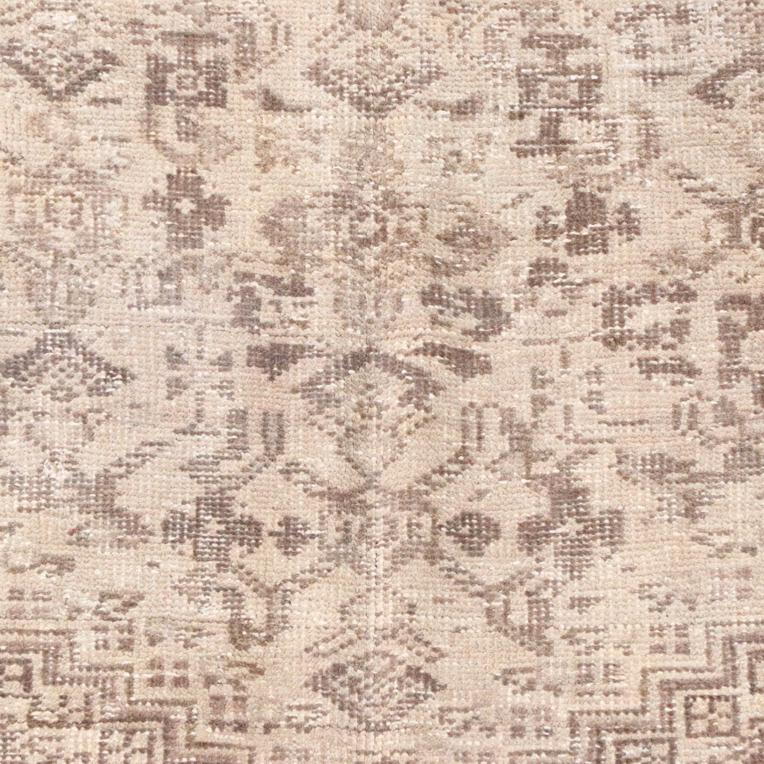 5'1 x 7'7 Hand-Knotted Persian Abadeh Area Rug