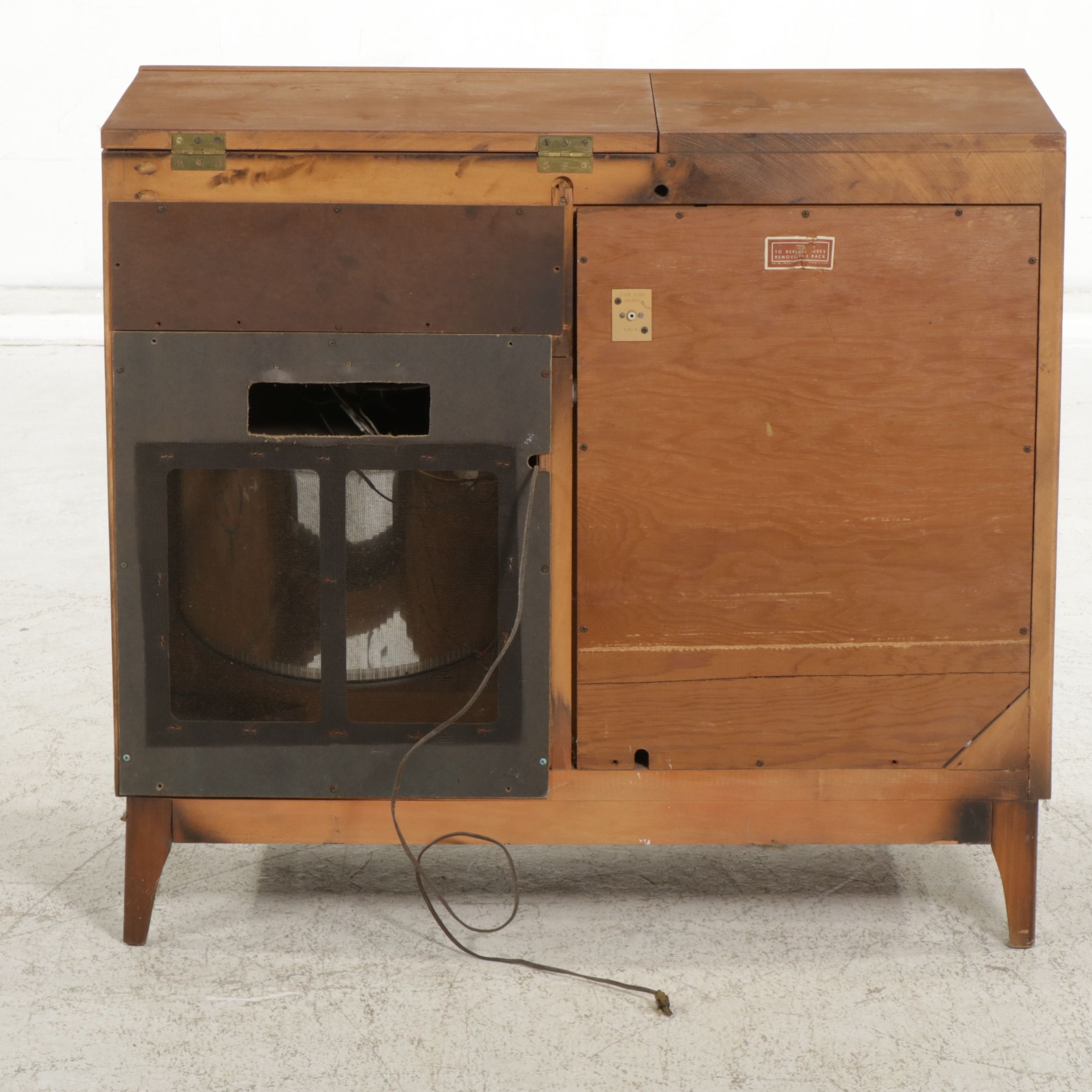 Mid Century Modern Philco "Phonorama III" Console Record Player
