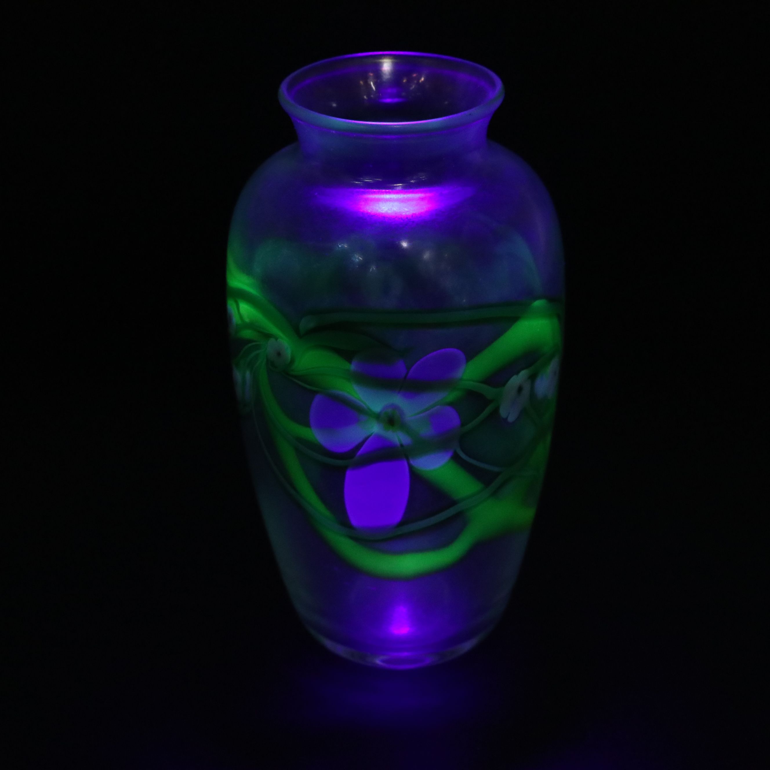 Orient & Flume Art Glass Iridescent Floral Pulled Feather Vase, 1985