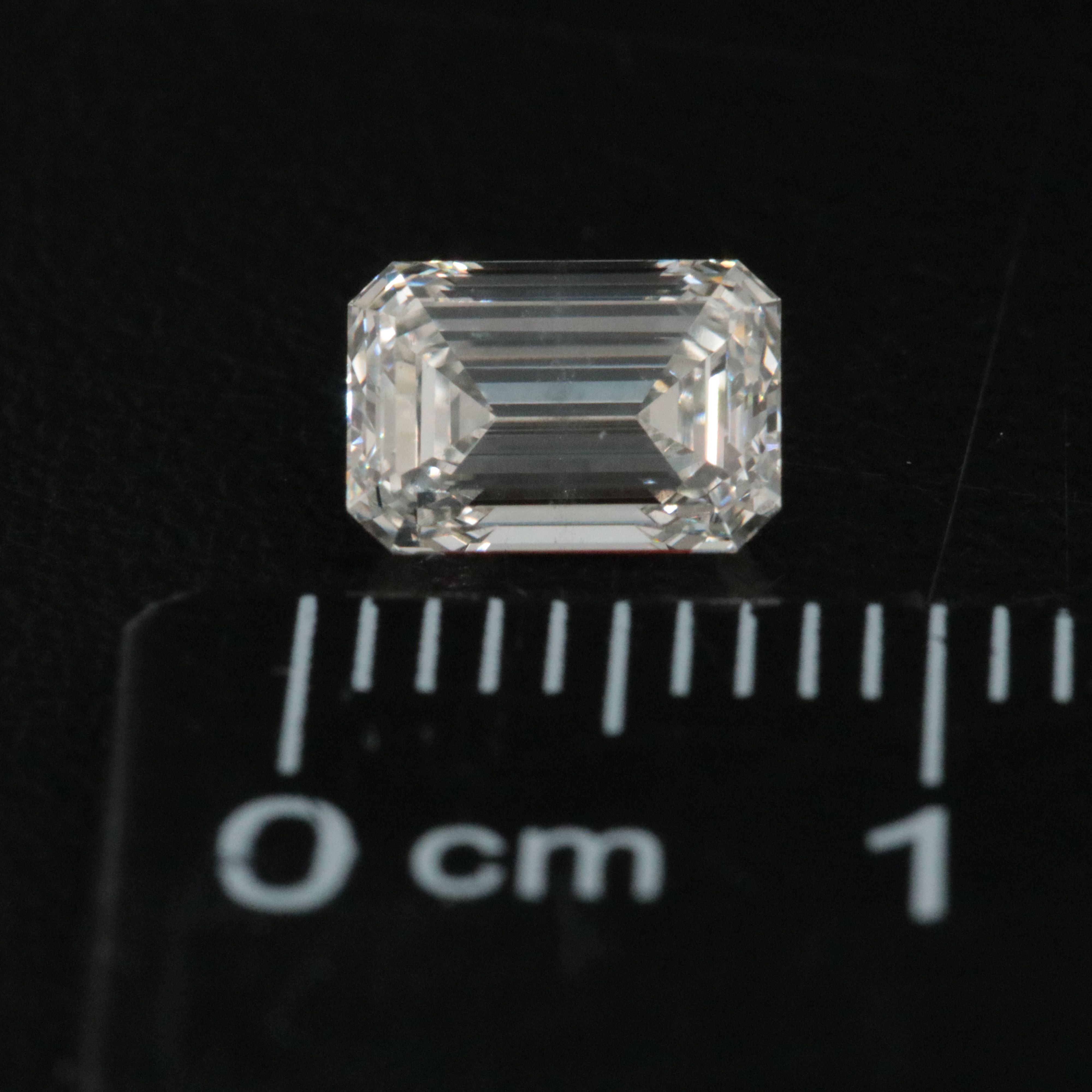 Loose 1.10 CT Lab Grown Diamond with IGI Report