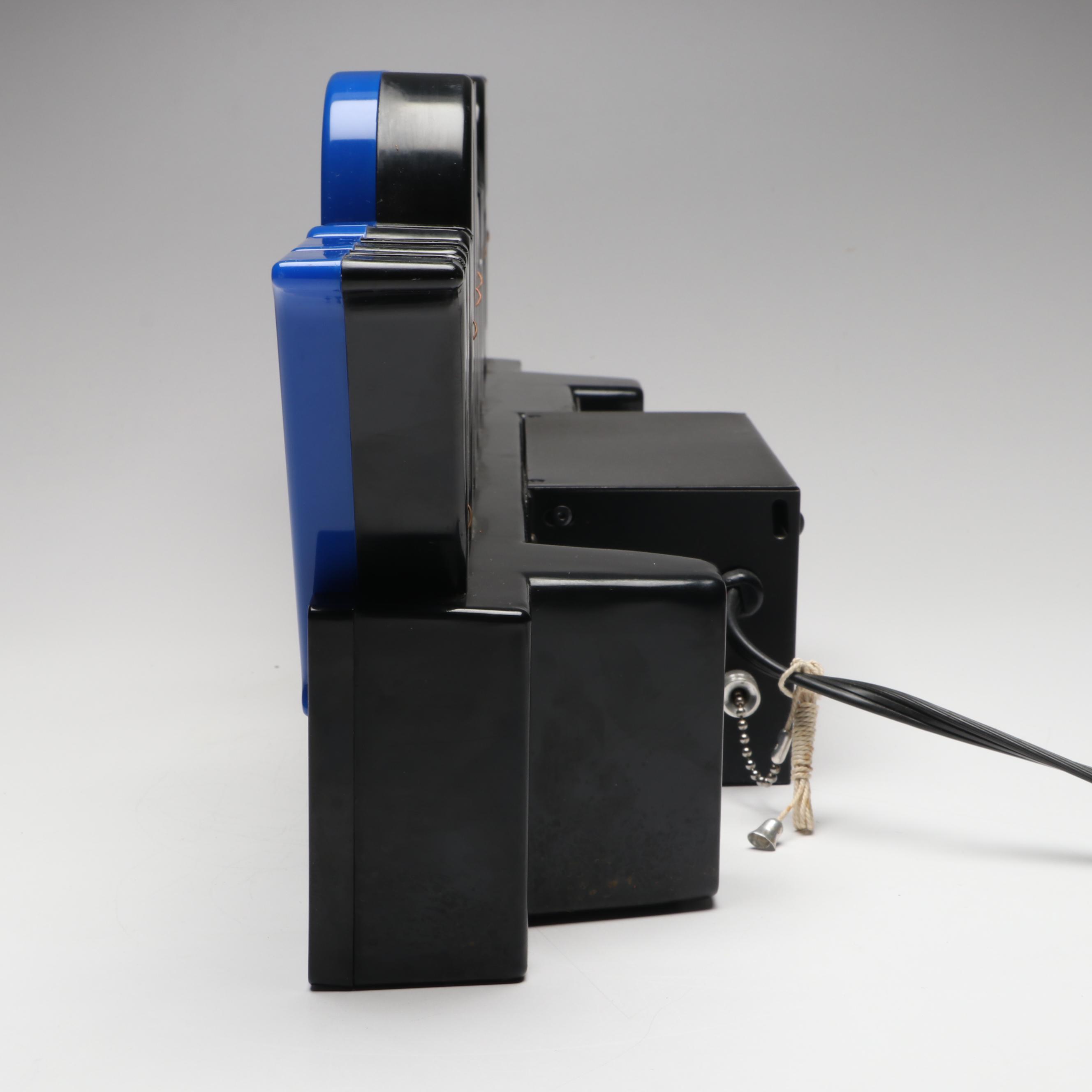 Bud Dry Illuminated Advertising Sign