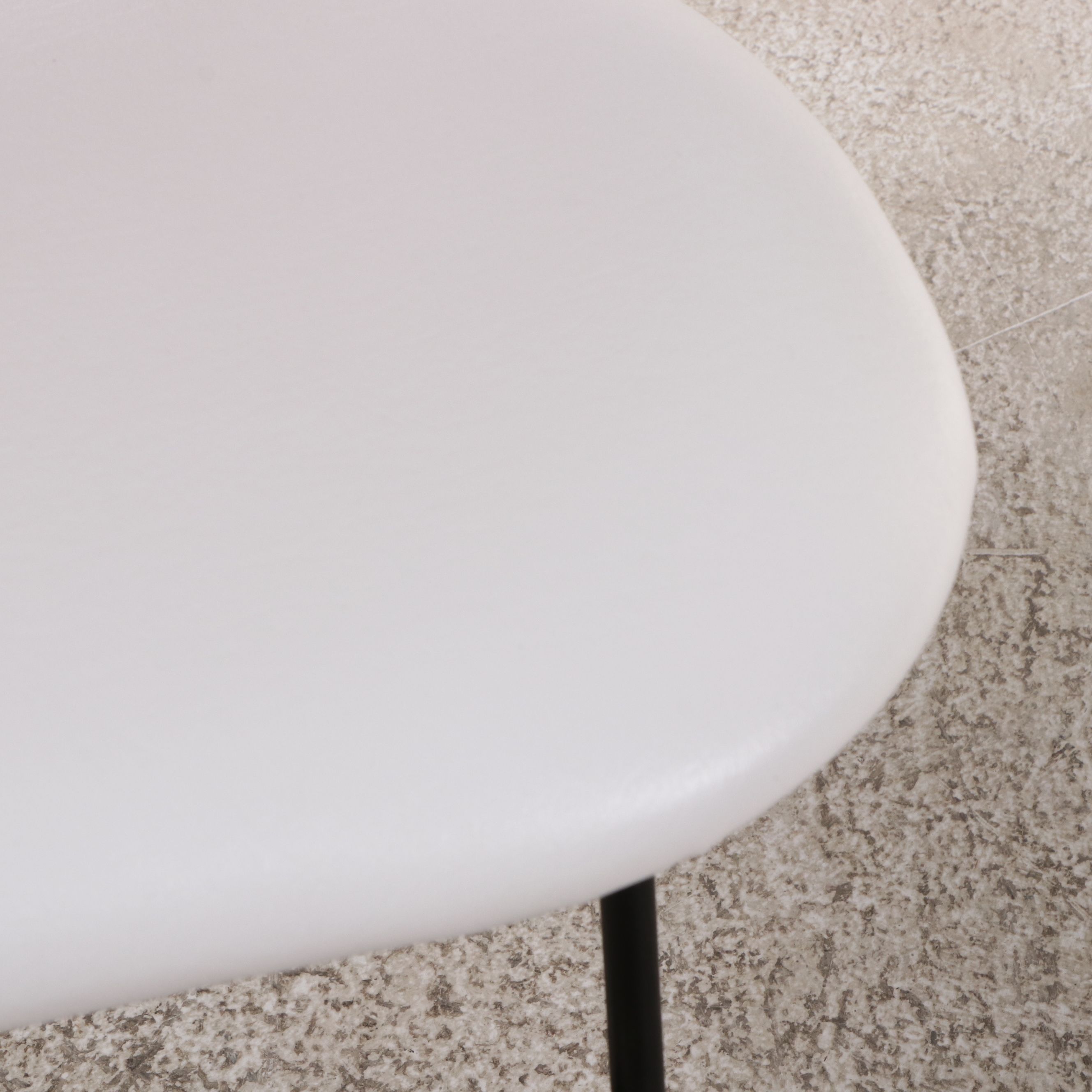 Set of Four Ib Kofod-Larsen "Penguin" Molded Maple and Iron Lounge Chairs