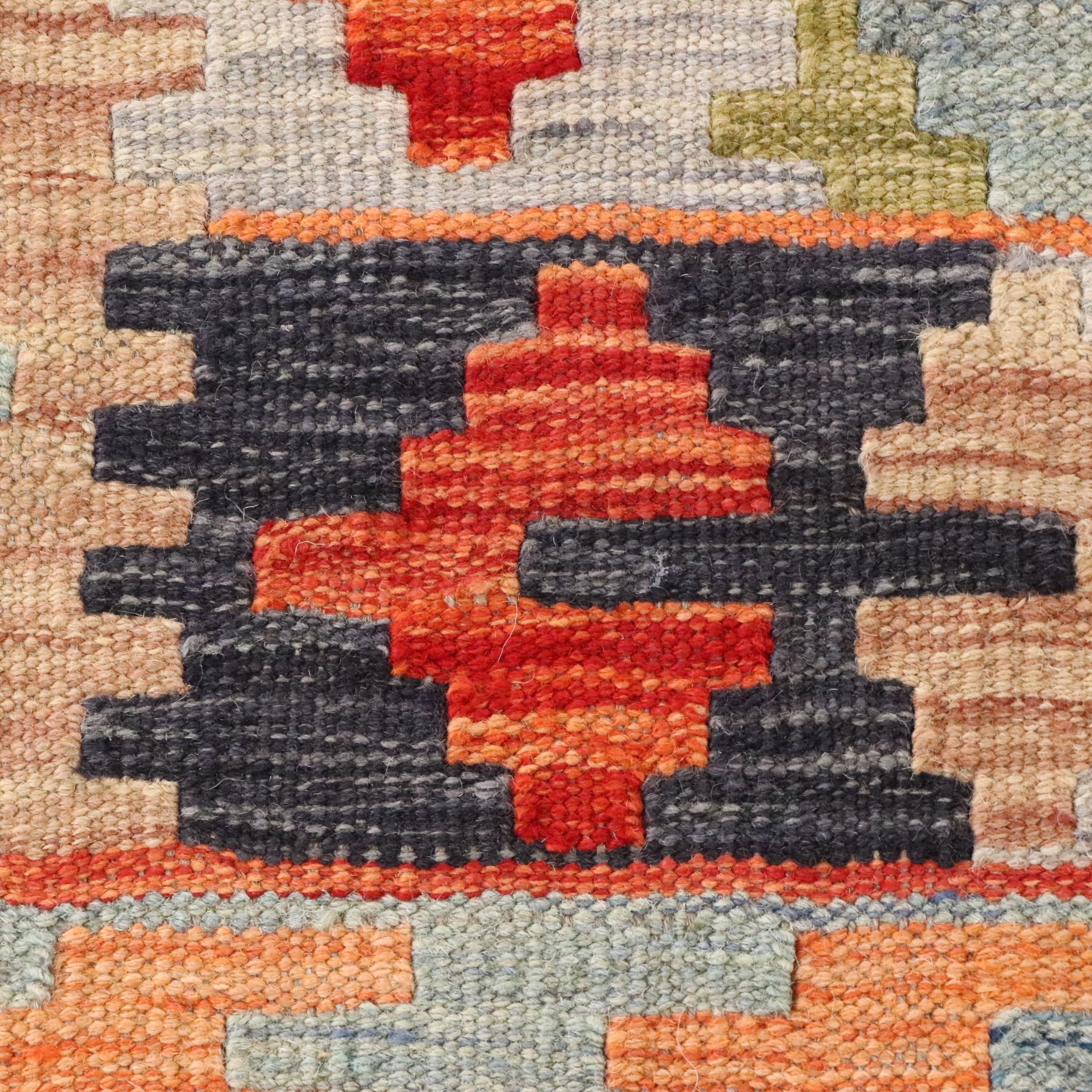 2'9 x 9'9 Handwoven Pakistani Kilim Carpet Runner