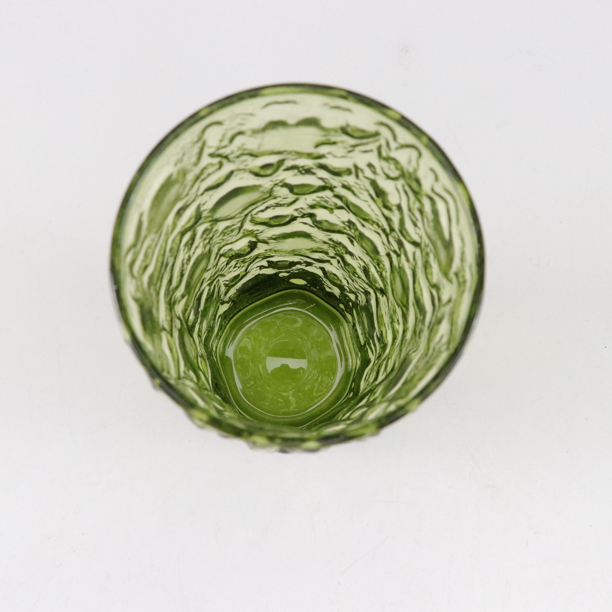 Eight Anchor Hocking "Milano" Glasses, "Homespun" Ceramics, and Melamine Bowls