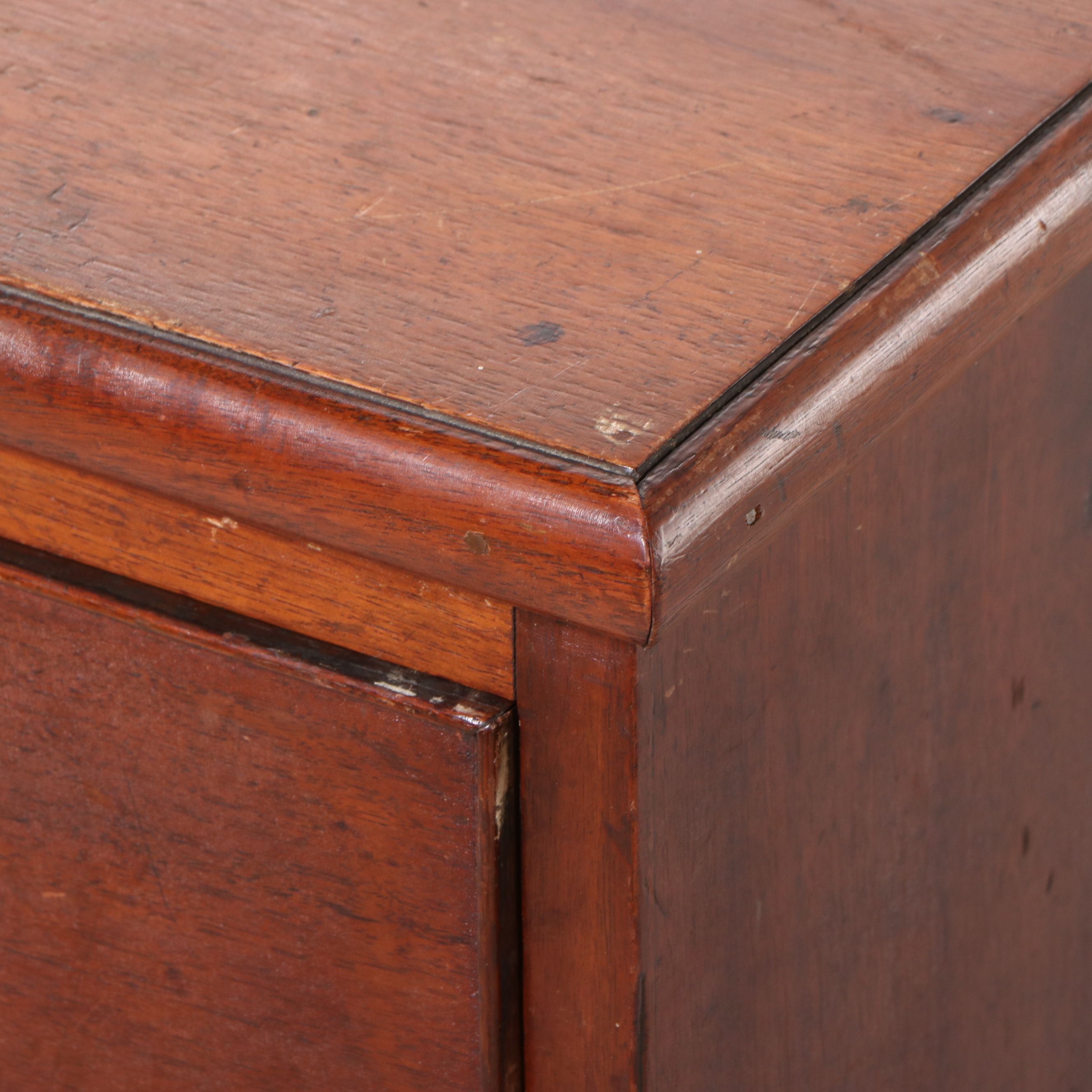 Georgian Style Four-Drawer Mahogany Chest