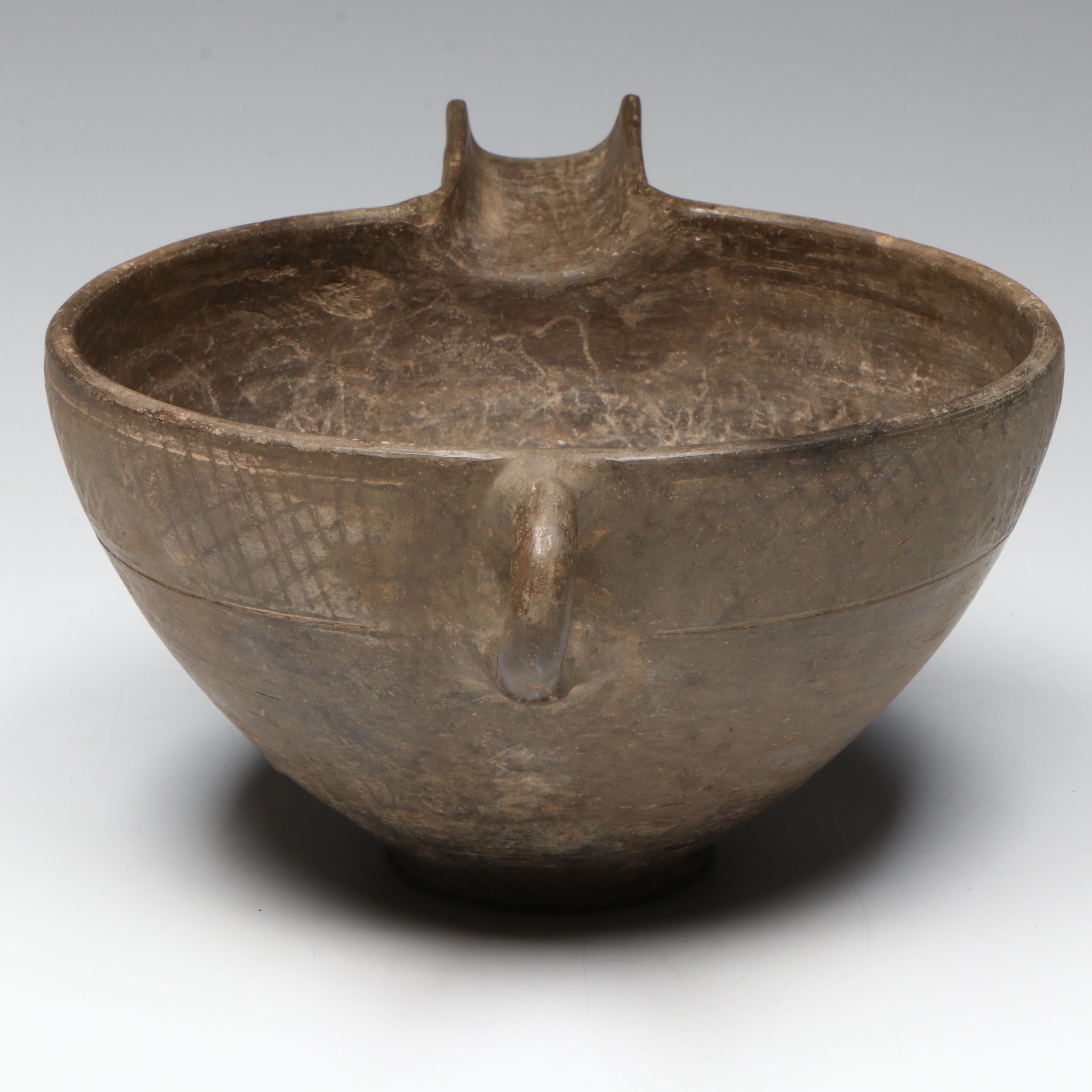 Ancient Near Eastern Luristan Pottery Sprouted Ceremonial Vessel