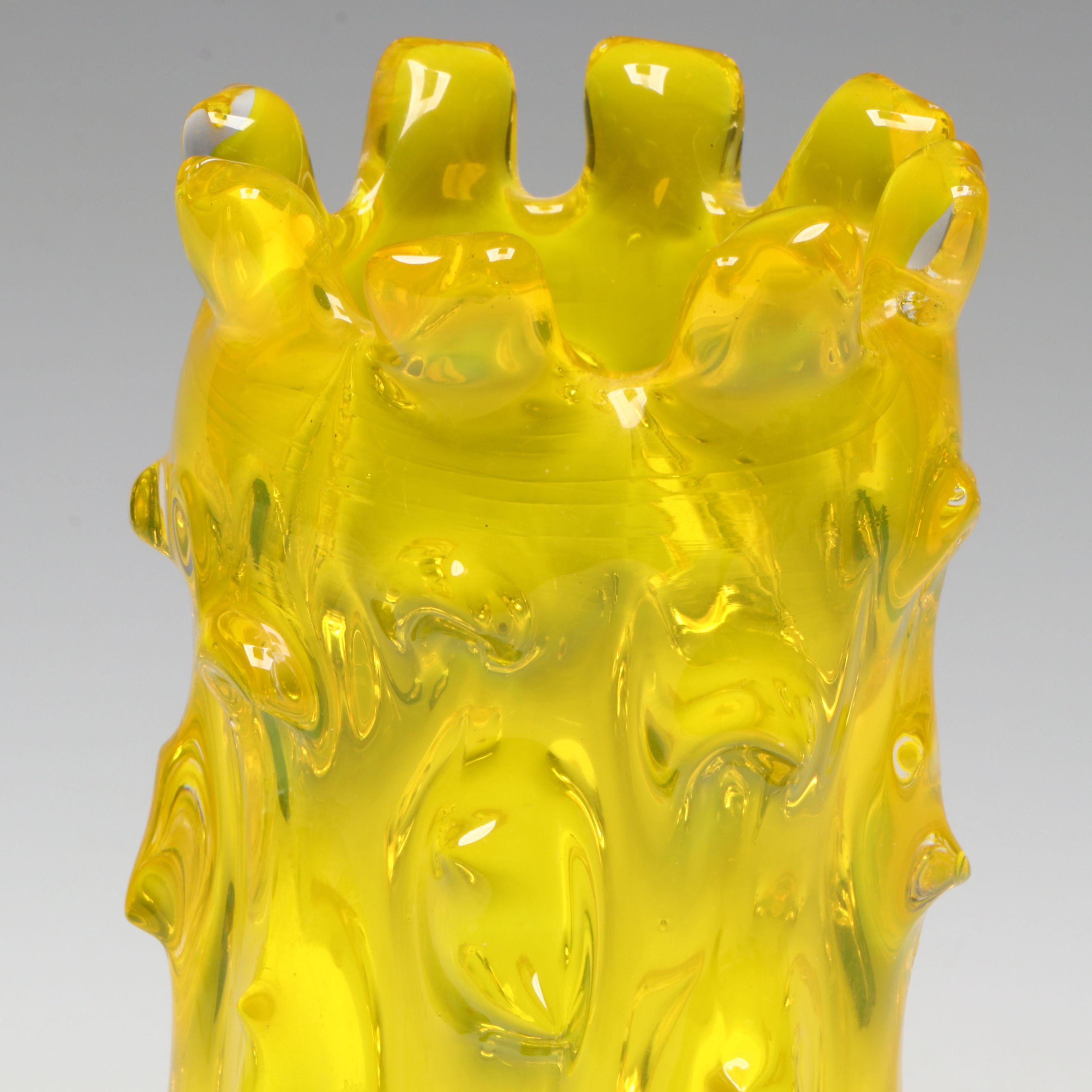 Mid Century Modern Murano Style Yellow Rostrato Art Glass Vase
