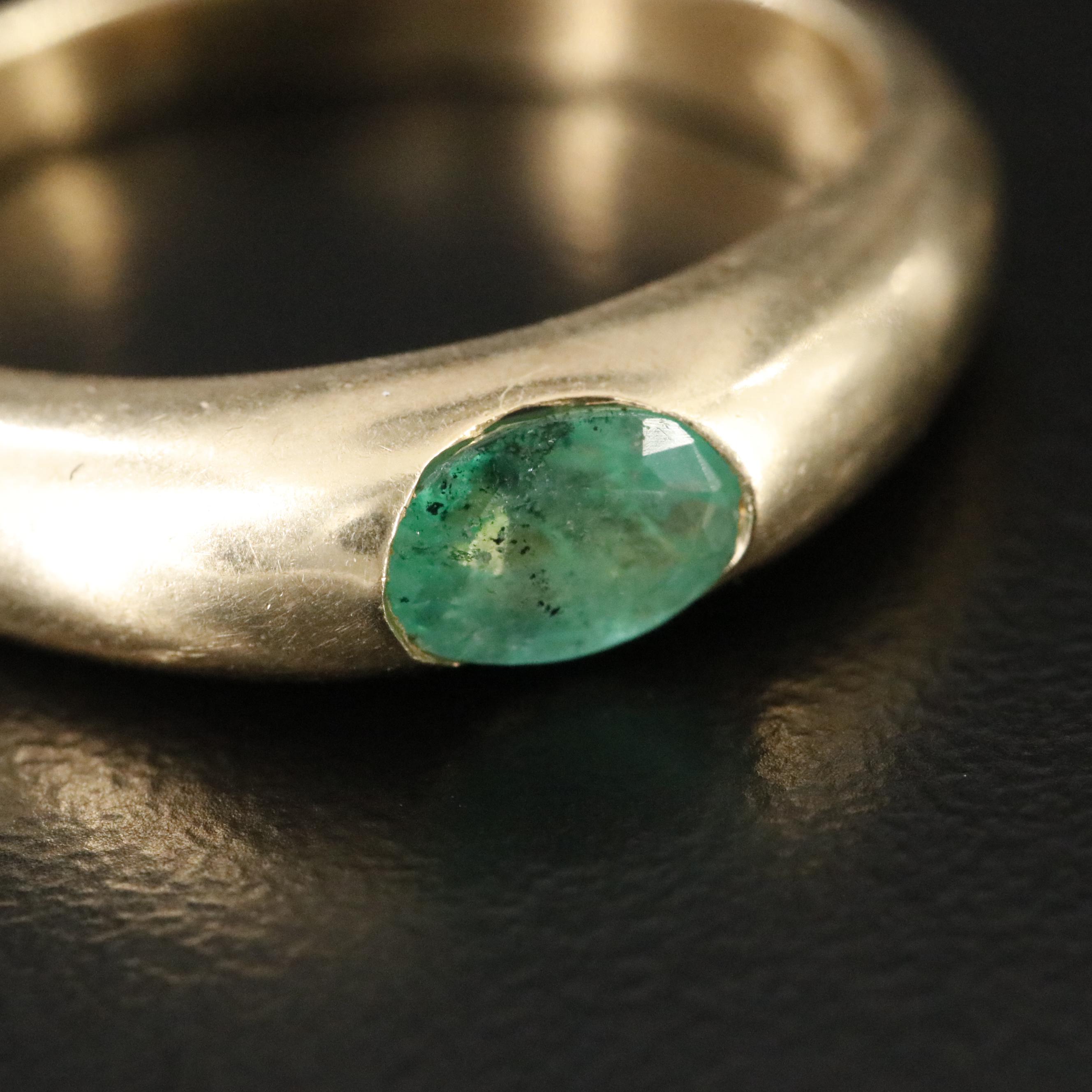 14K Emerald East-West Set Band