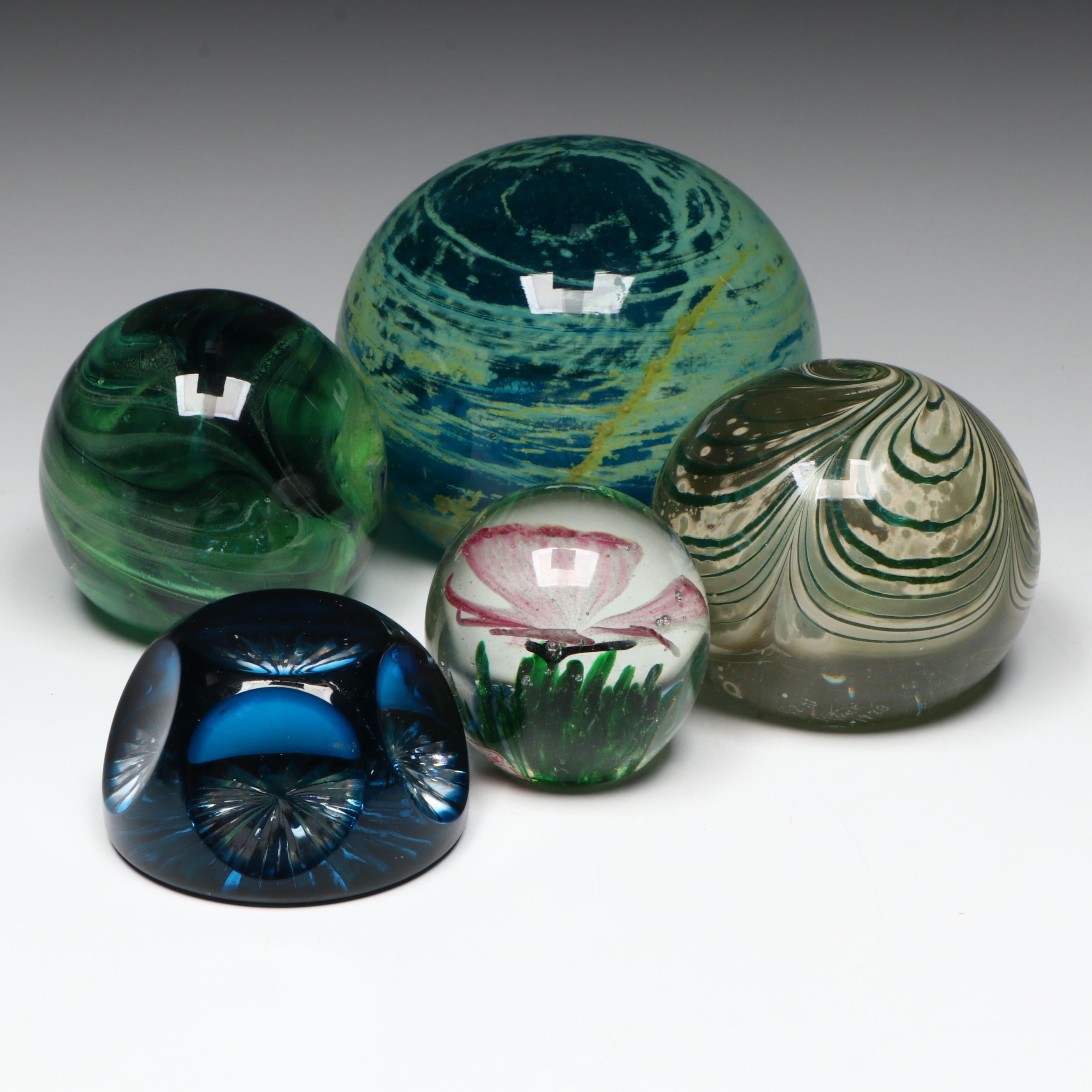 Mdina, Dynasty Gallery Mini Butterfly and Other Glass Paperweights