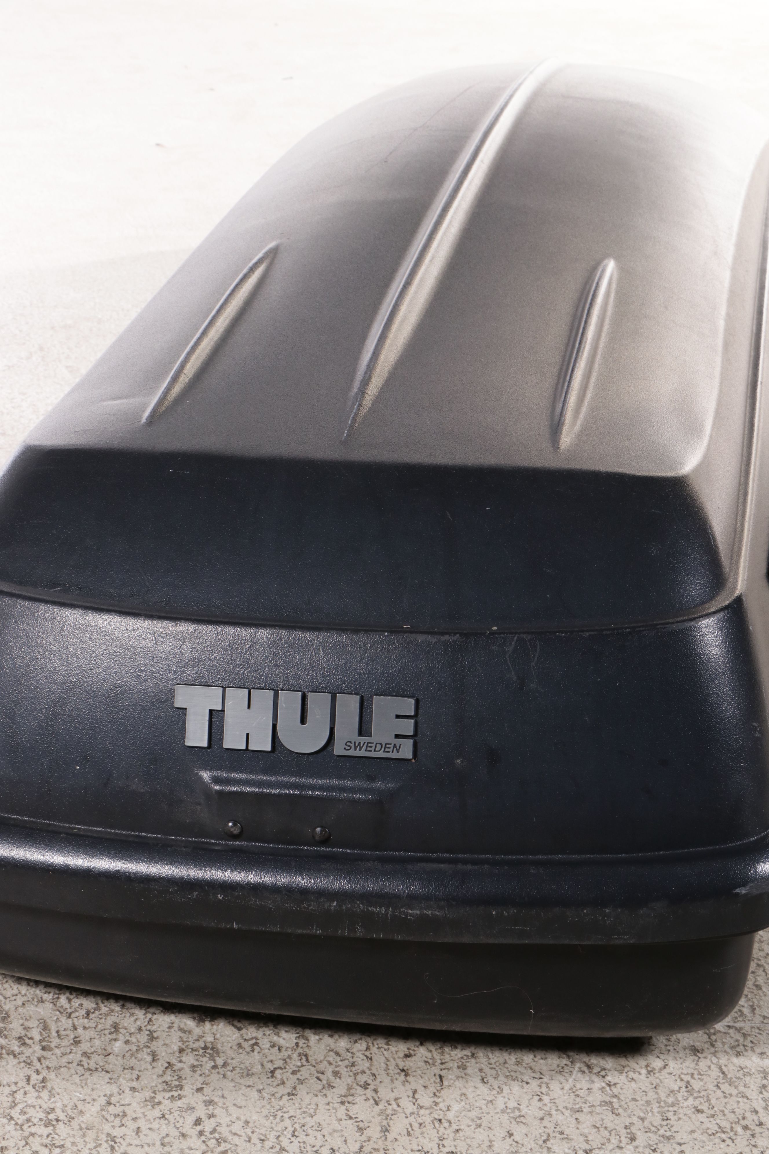 Thule Mountaineer Vehicle Rooftop Cargo Case