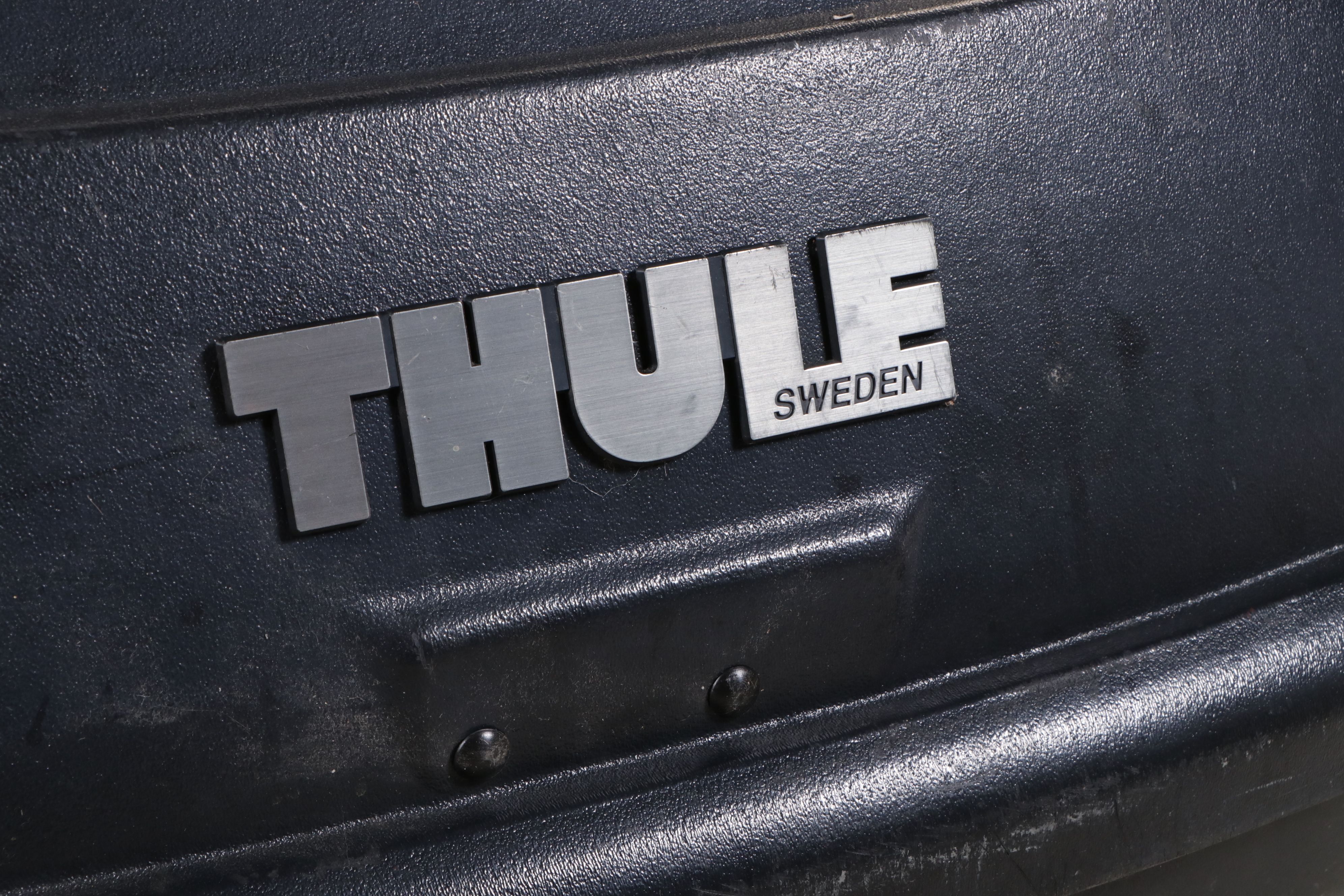 Thule Mountaineer Vehicle Rooftop Cargo Case