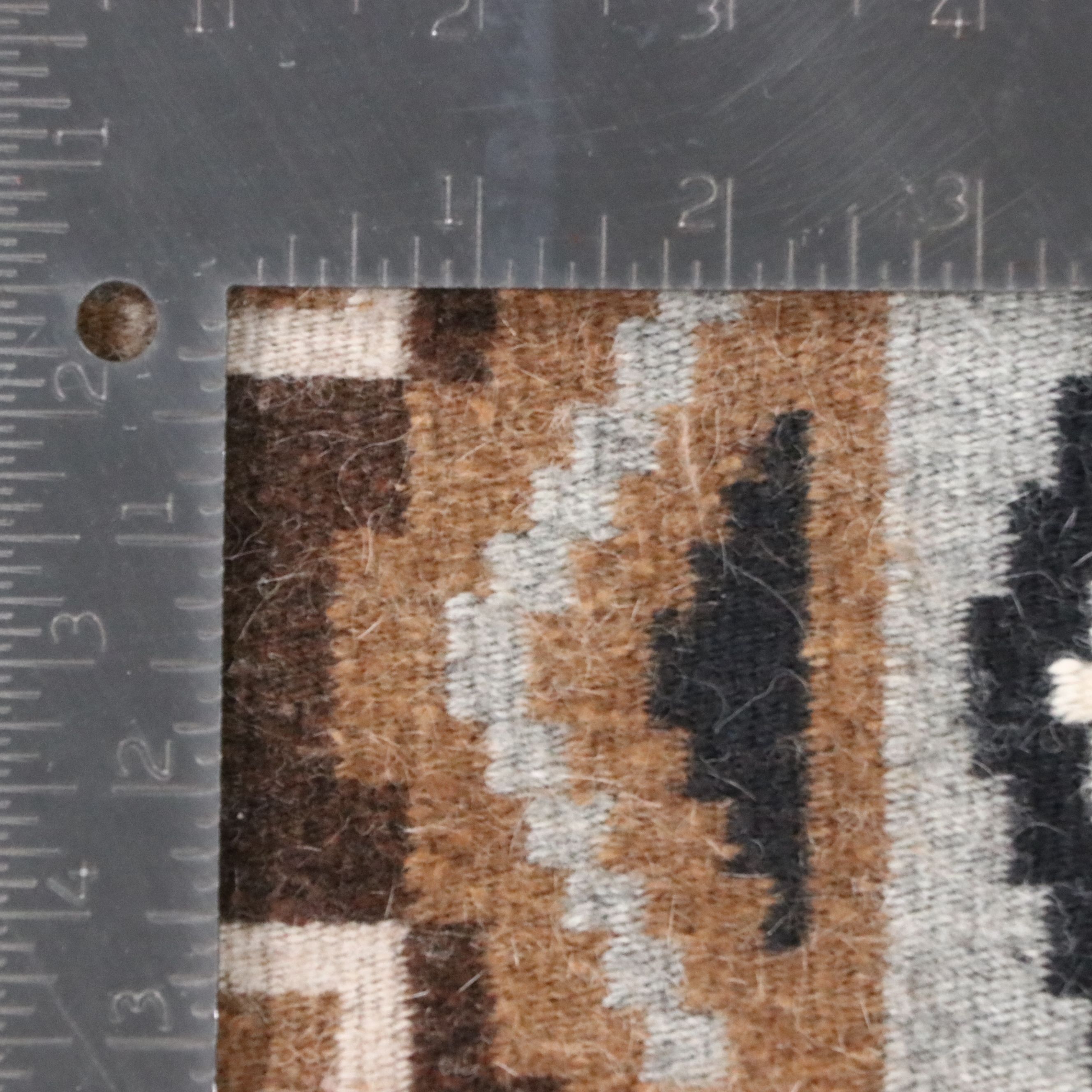 1'9 x 2'4 Handwoven Navajo Chinle Accent Rug