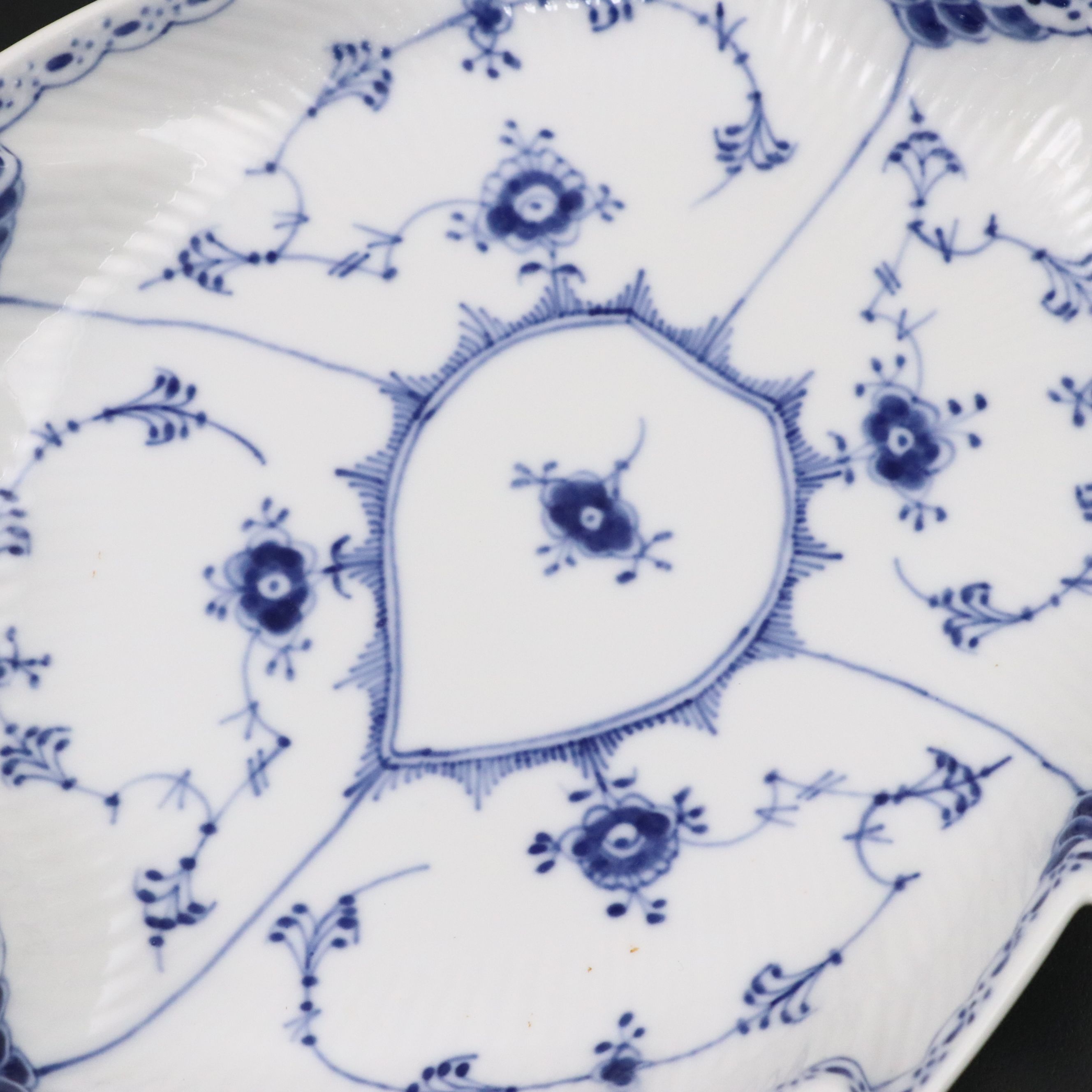 Royal Copenhagen Porcelain "Blue Fluted Half Lace" Leaf Shaped Dish, 1957