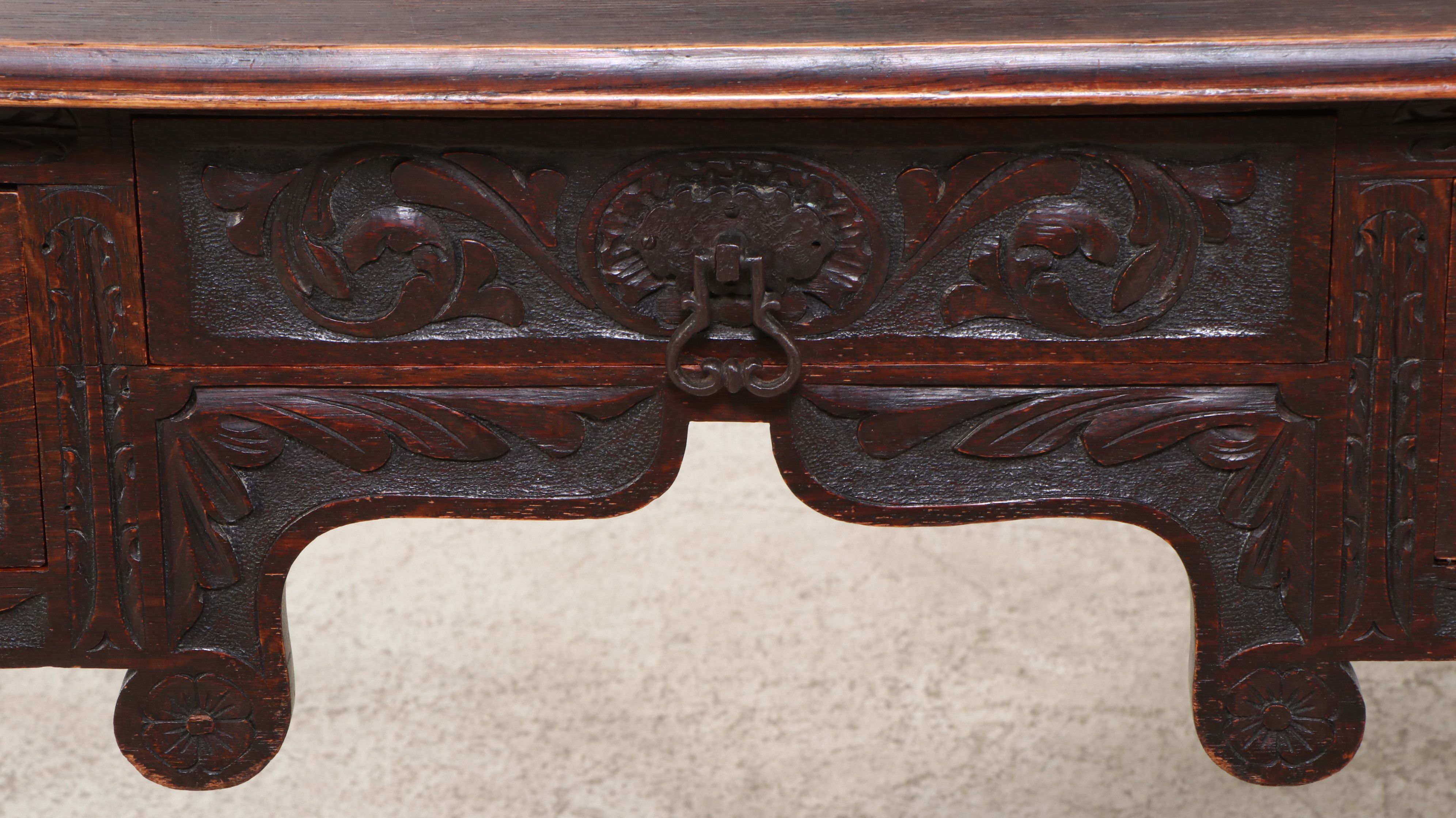 Anglo-Irish Carved Oak Lowboy, 18th to Early 19th Century