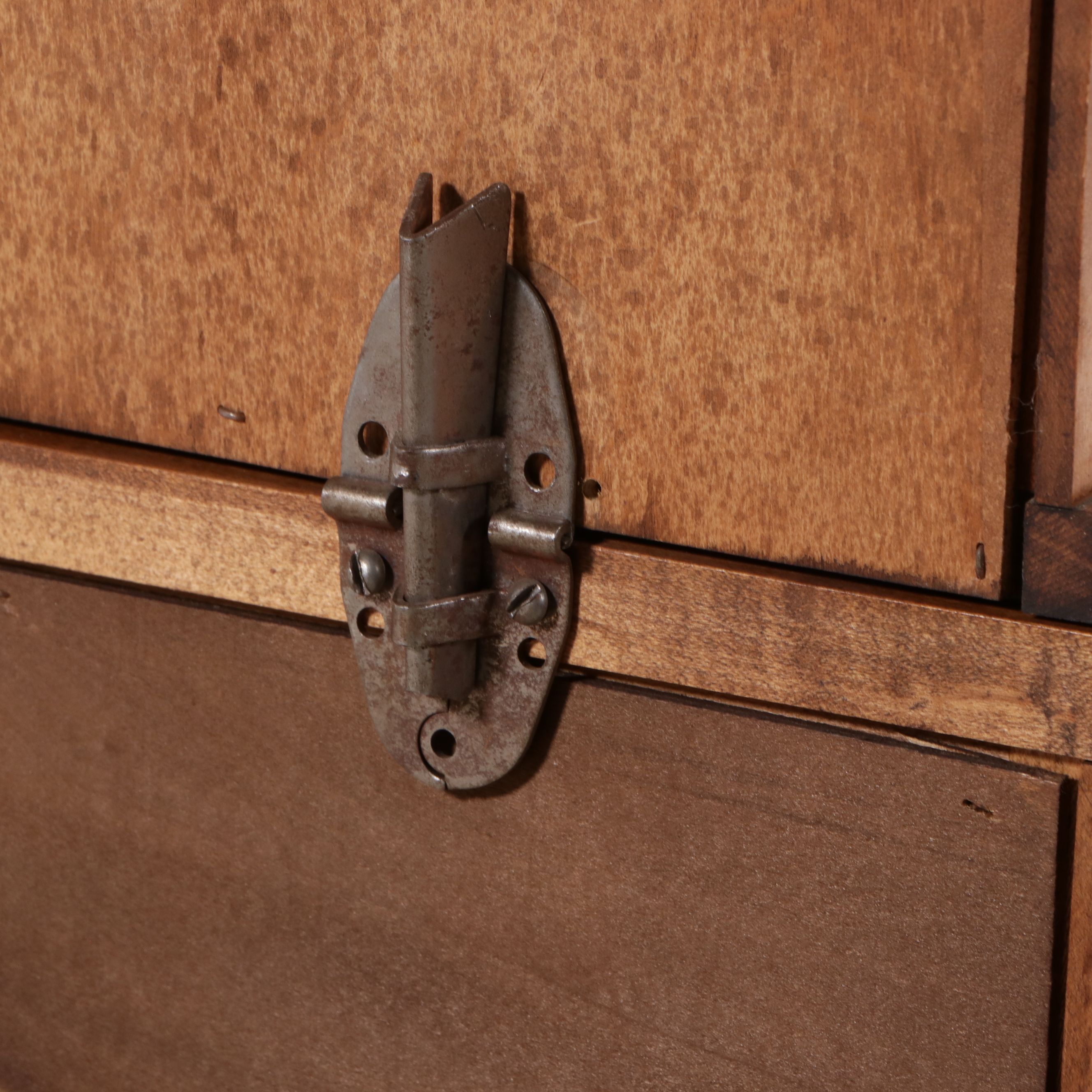 Young Republic American Colonial Style Maple Hutch