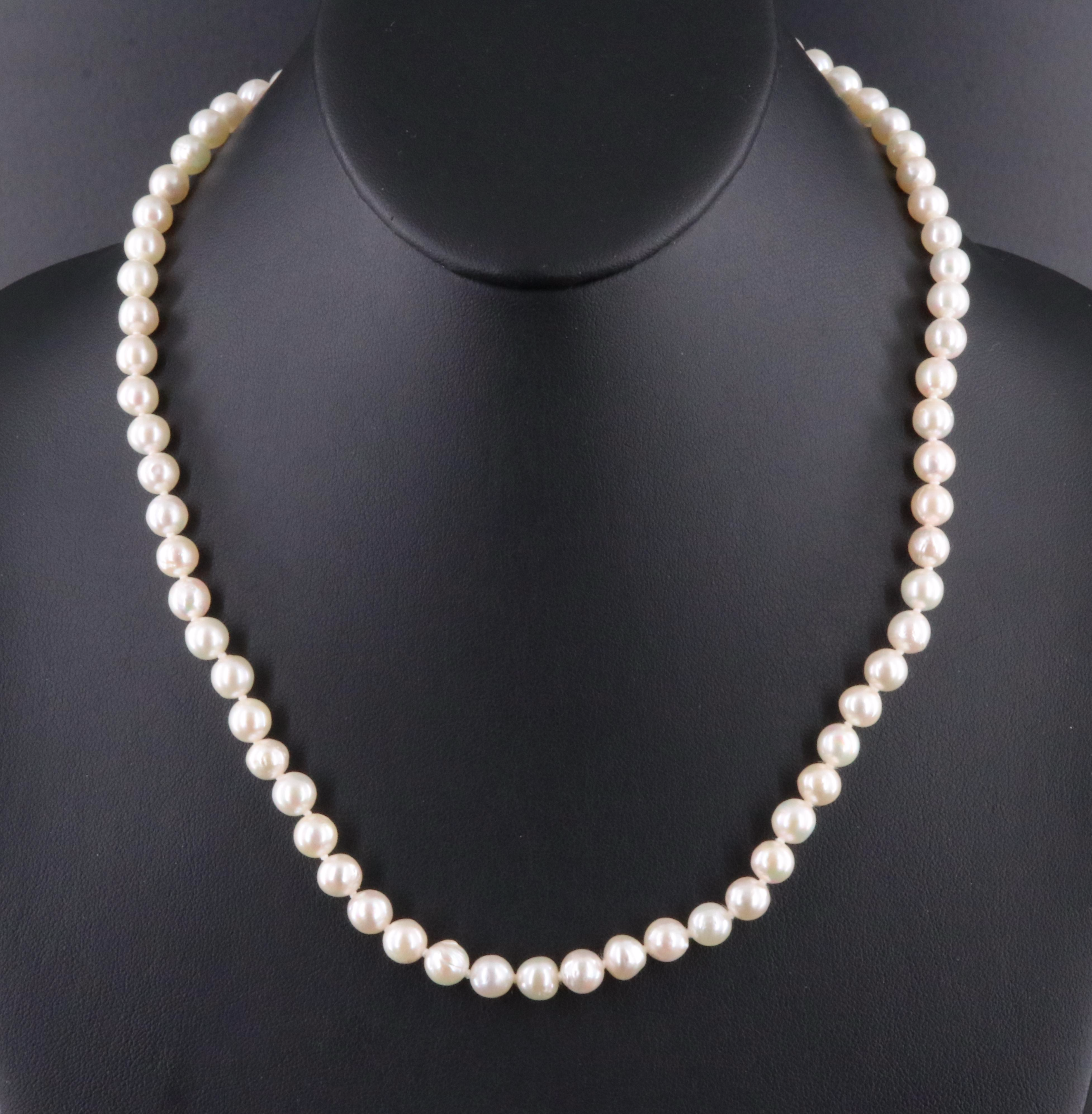 Pearl Necklace with 14K Clasp