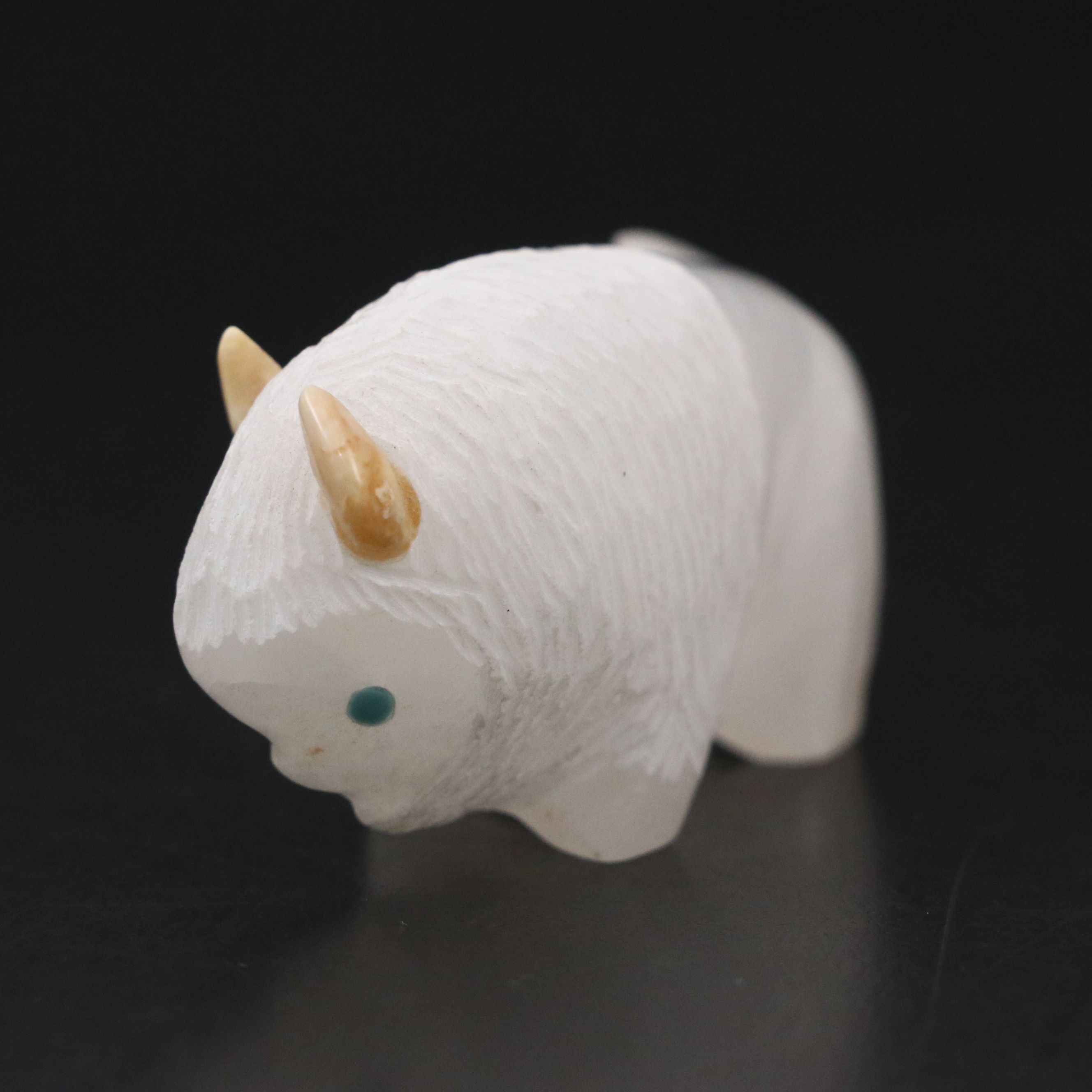 Lynn Quam Zuni Carved Buffalo Fetish