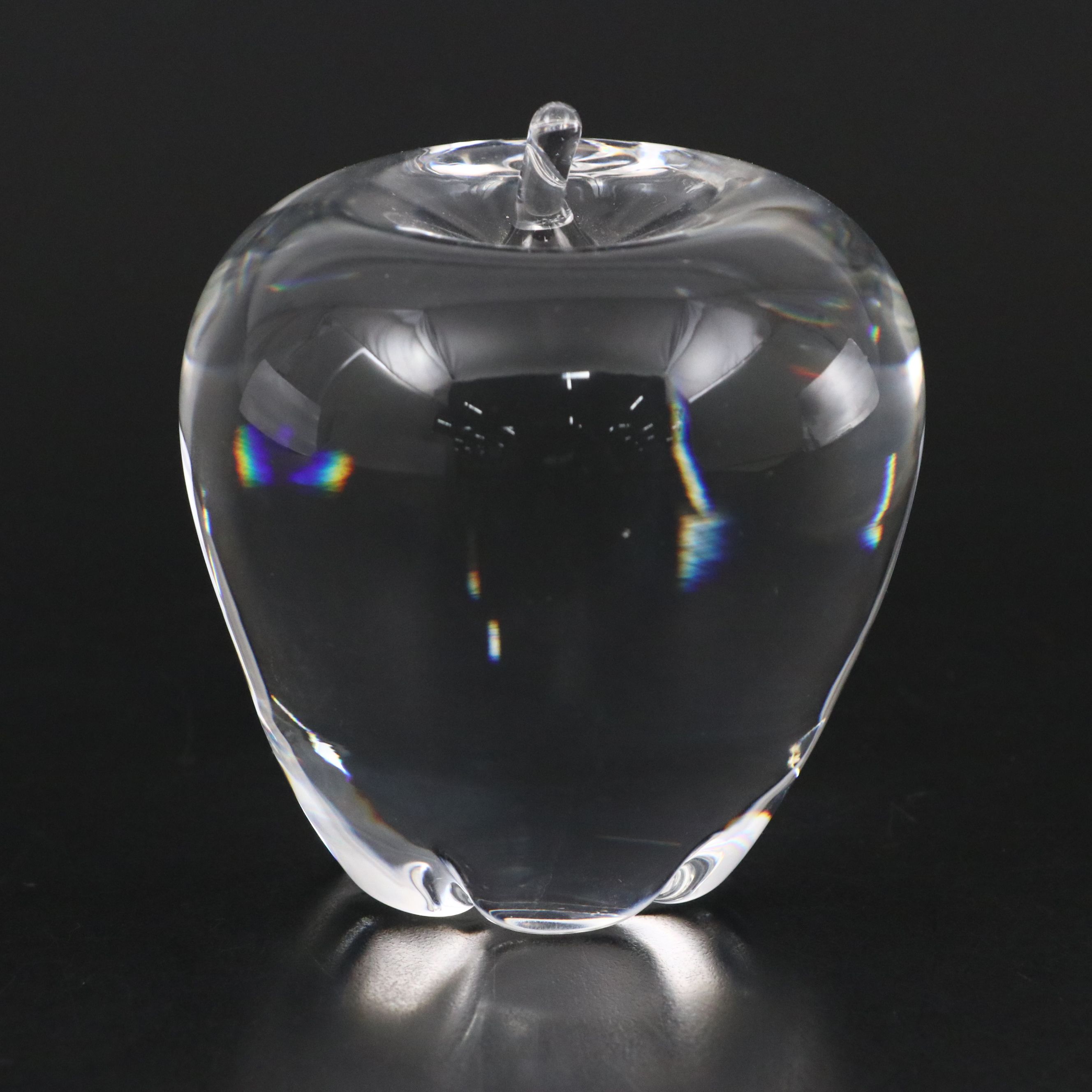 Steuben Art Glass "Apple" Figurine Designed by Angus McDougall, Mid/Late 20th C.