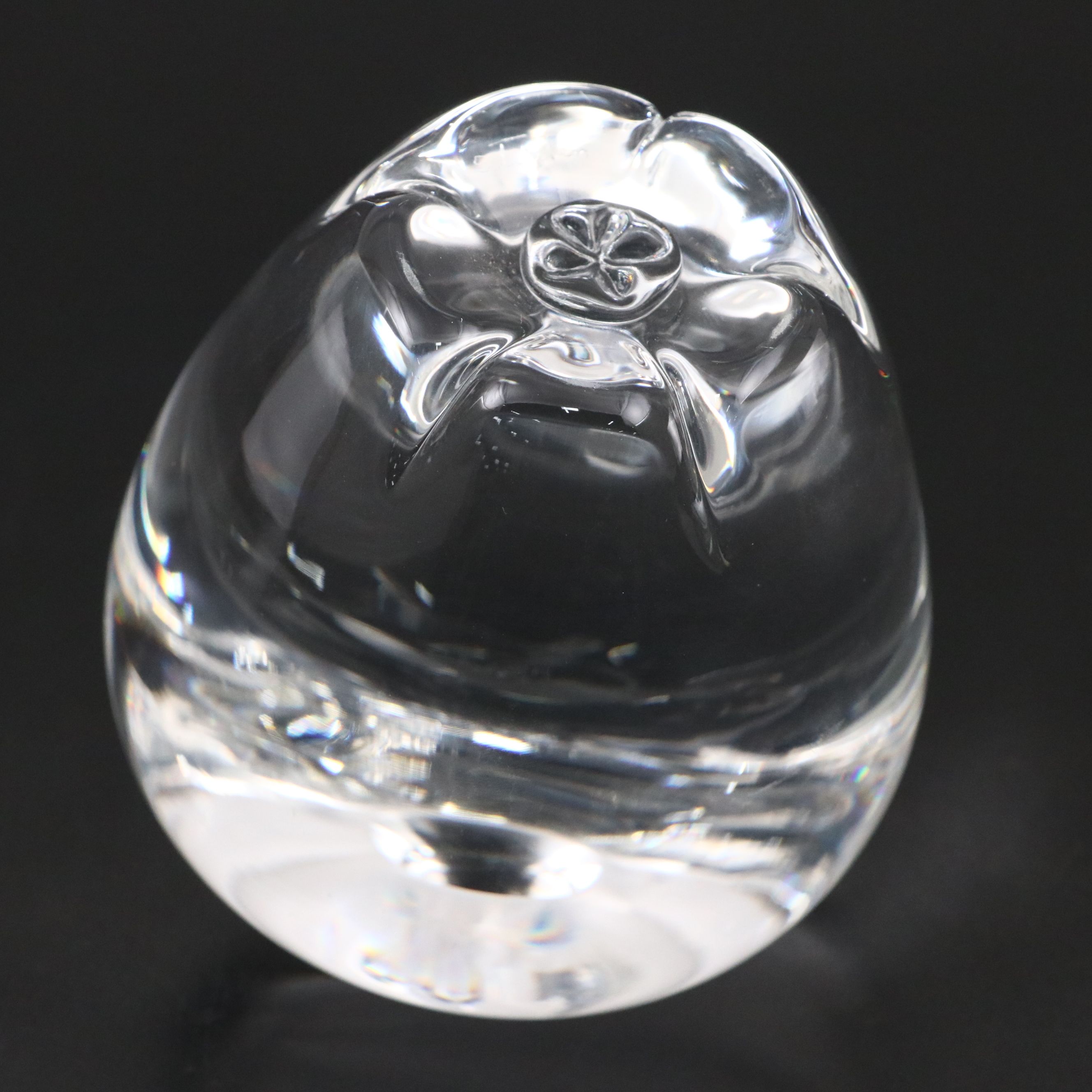 Steuben Art Glass "Apple" Figurine Designed by Angus McDougall, Mid/Late 20th C.