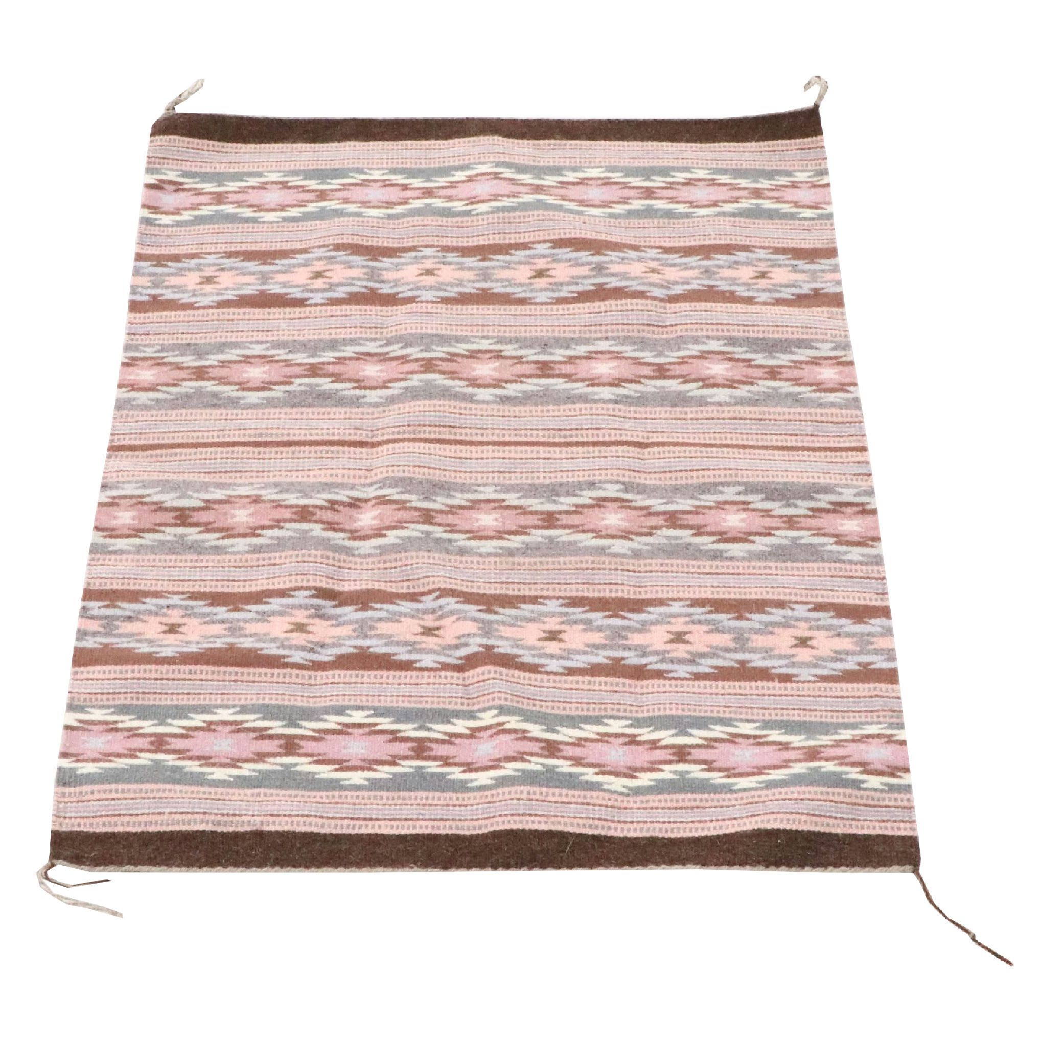2' x 2'6 Handwoven Navajo Chinle Wide Ruins Accent Rug