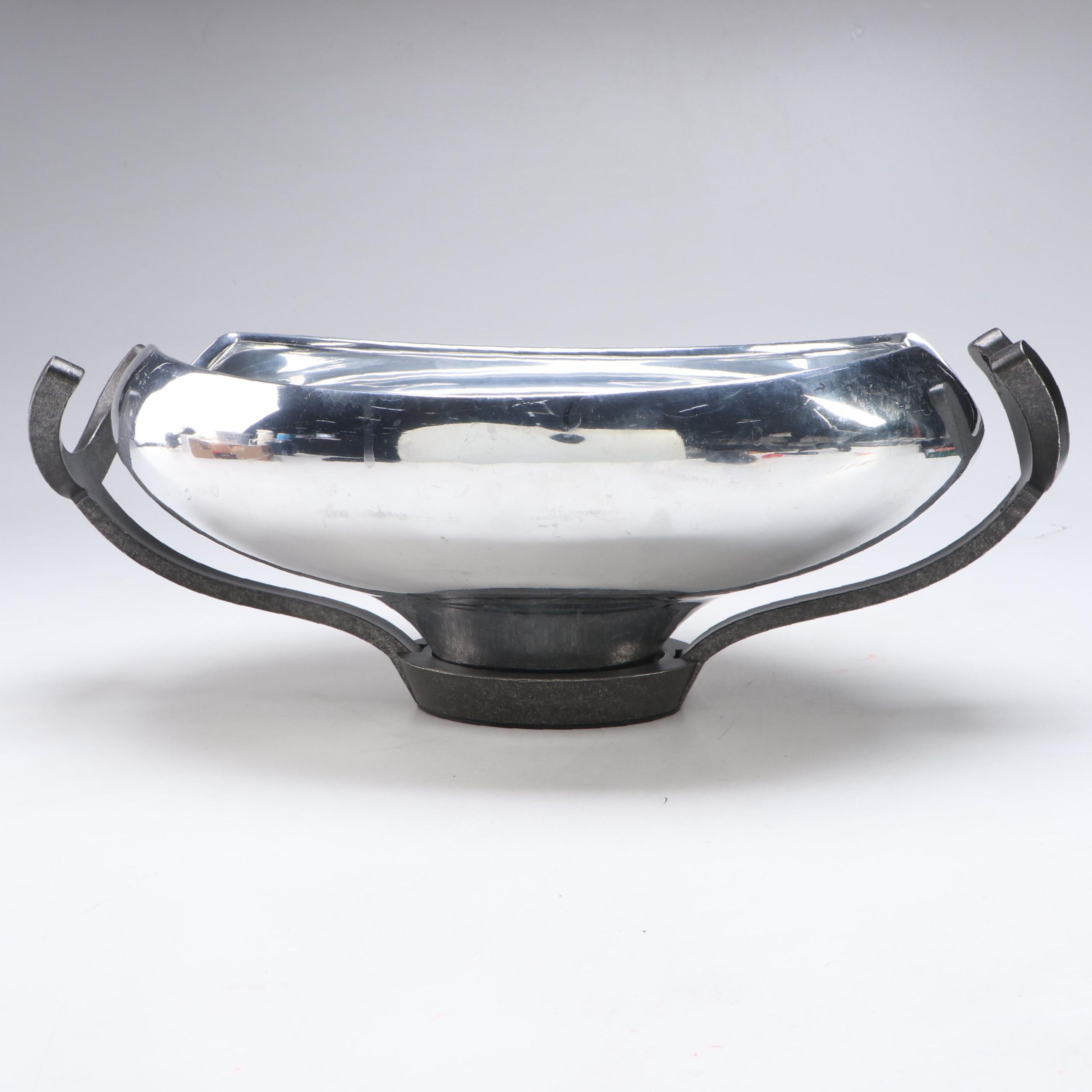 Nambé Contemporary Metal Centerpiece Bowl in Stand