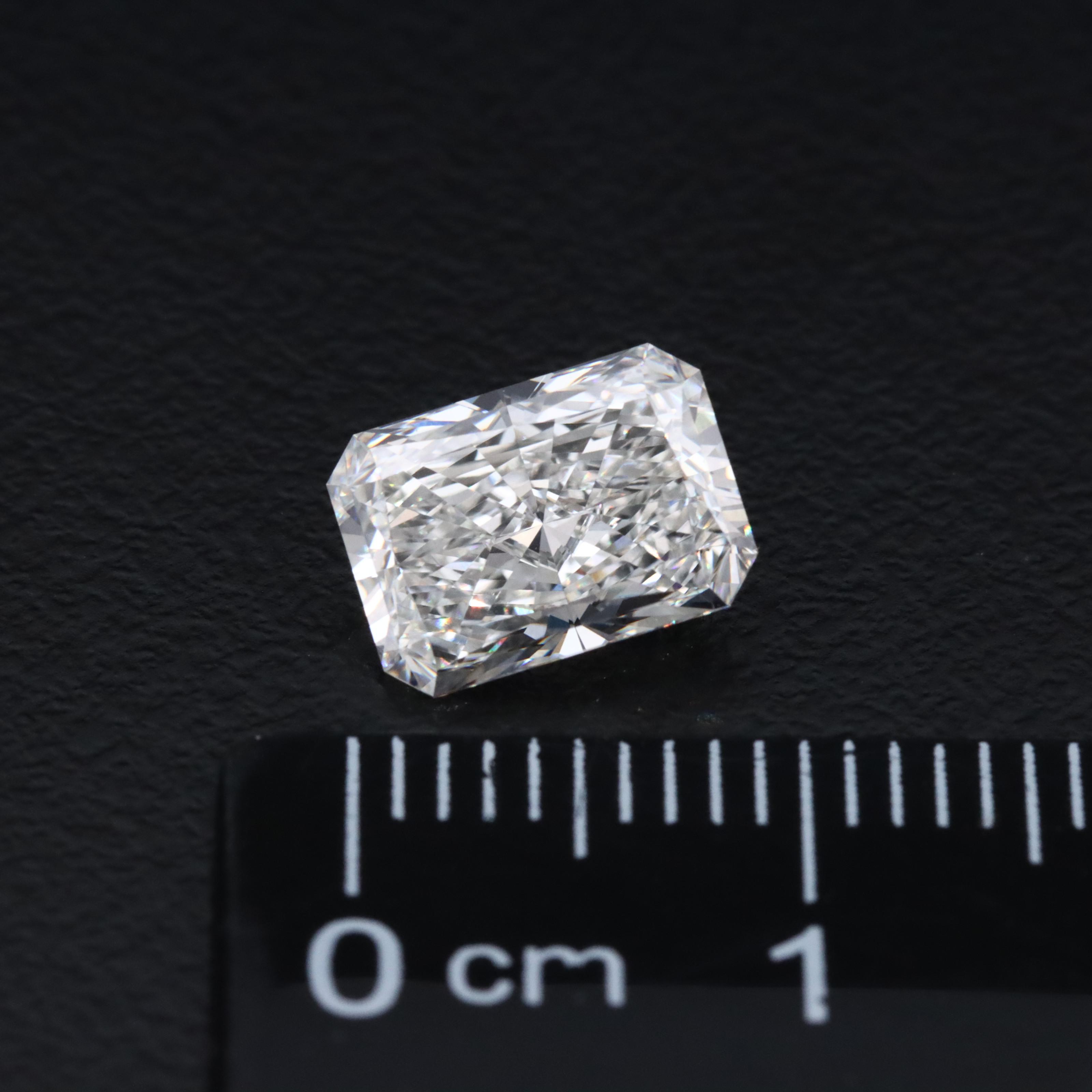 Loose 1.94 CT Lab Grown Diamond with IGI Report