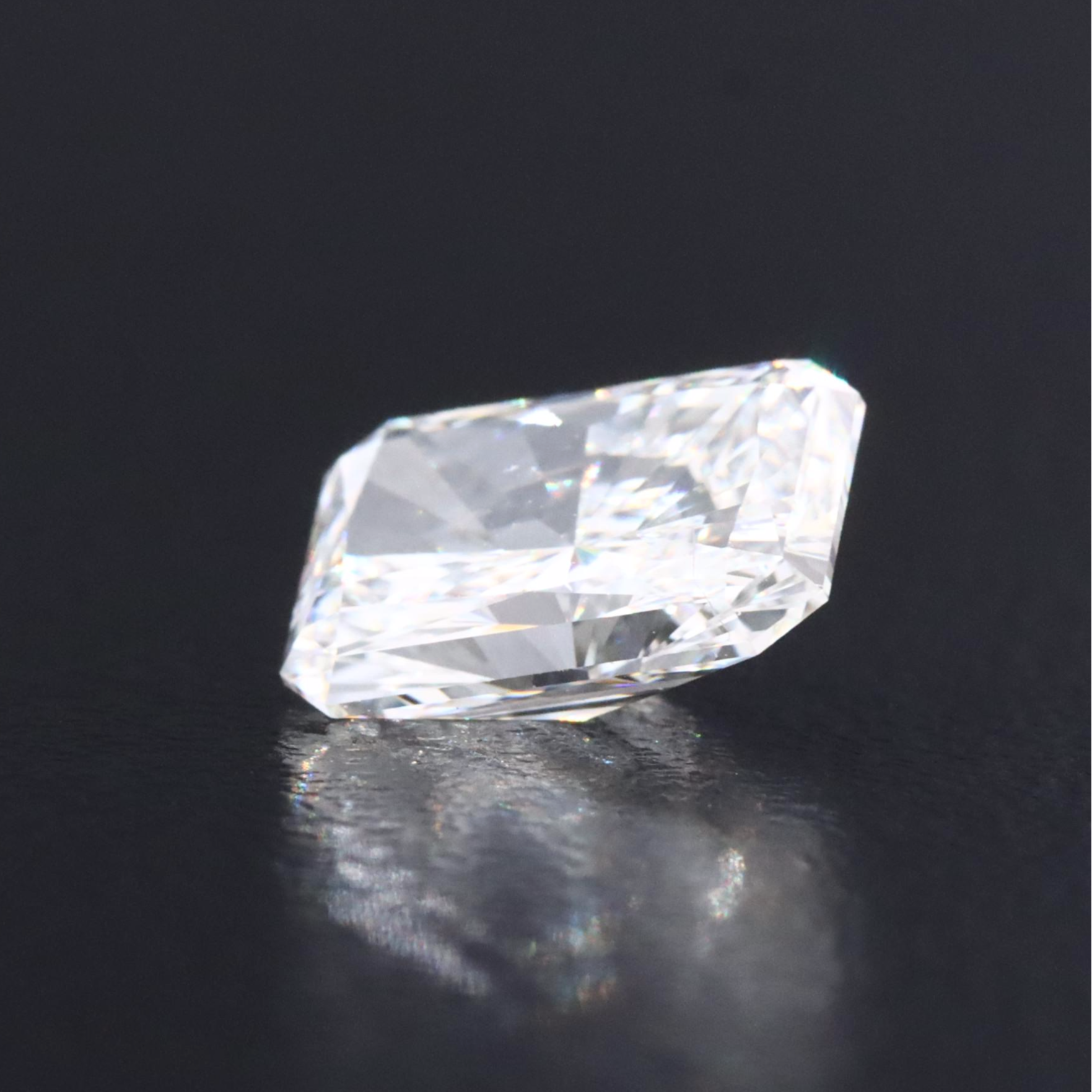 Loose 1.94 CT Lab Grown Diamond with IGI Report