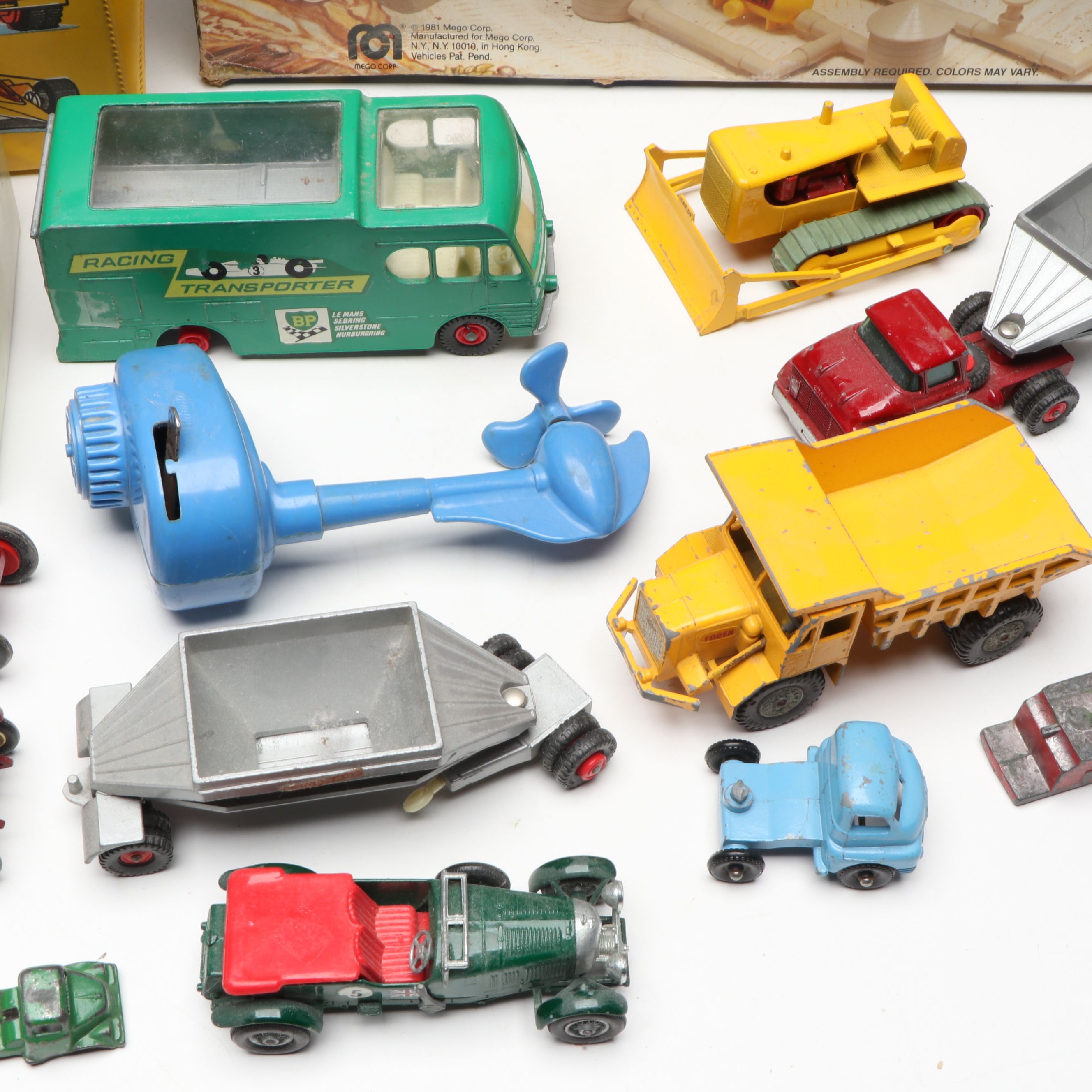 Lesney Matchbox, Hot Wheels and Other Diecast Vehicles with Accessories