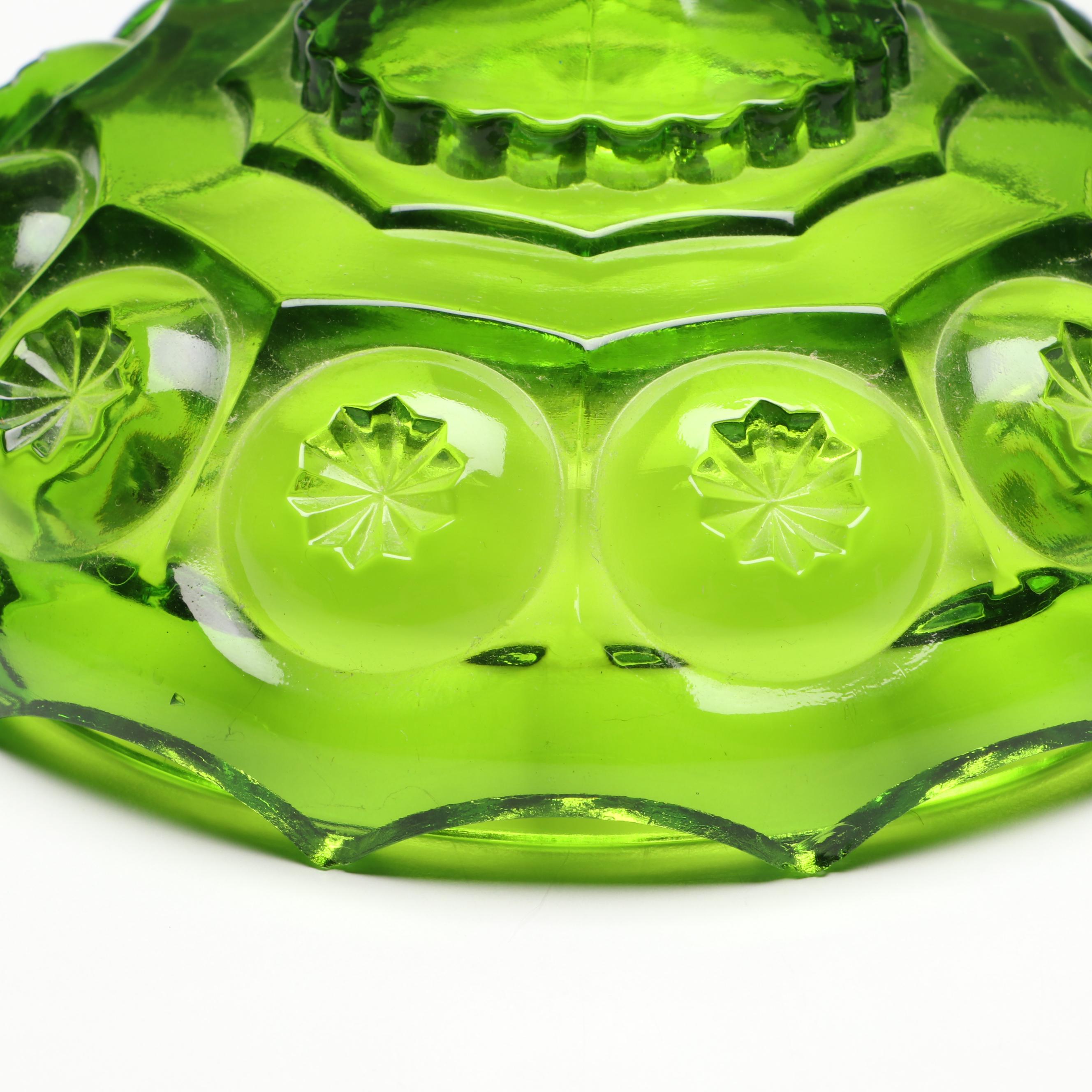 L.E. Smith Glass "Moon and Star" Green Compote with Lid, 20th Century