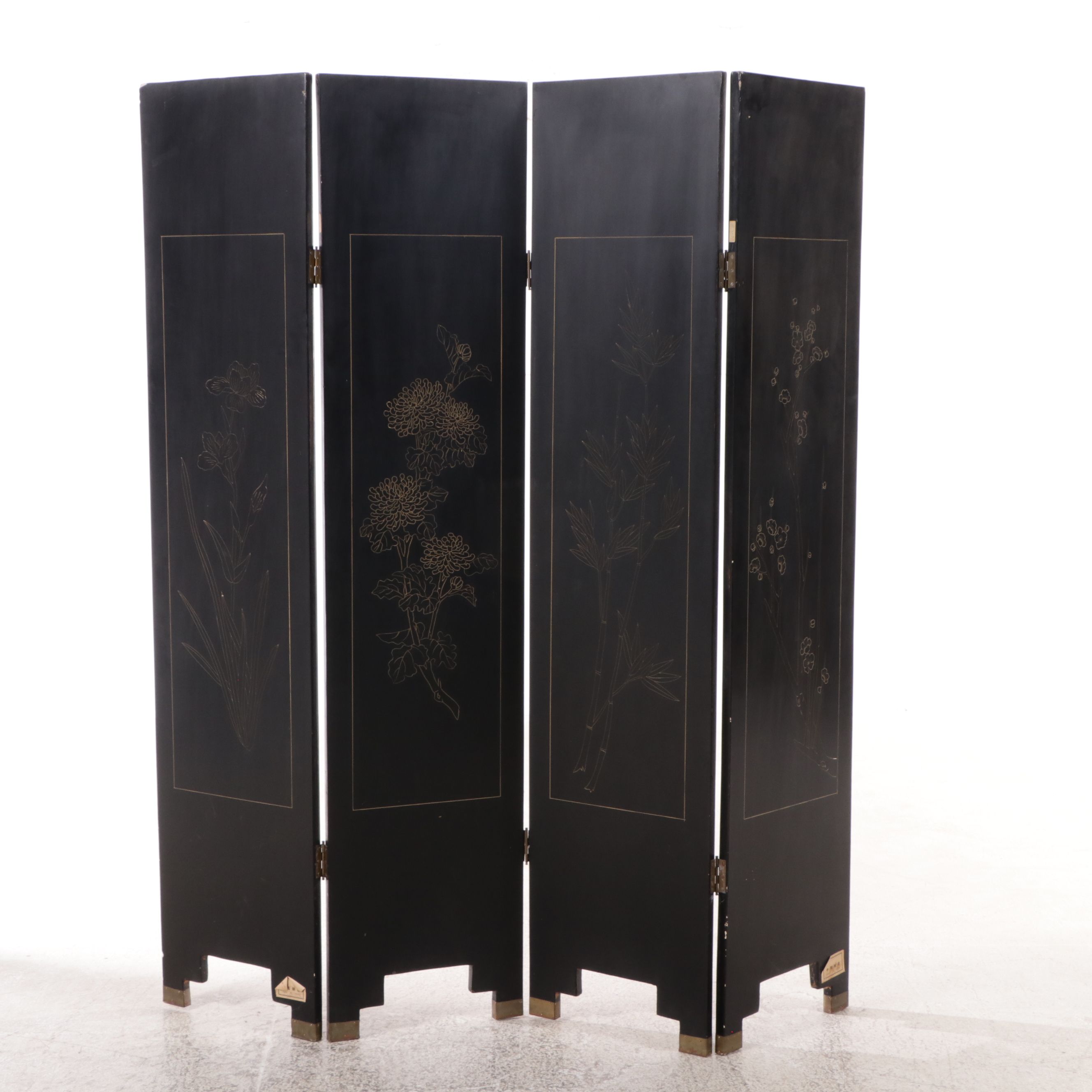 Chinese Lacquered Room Screen