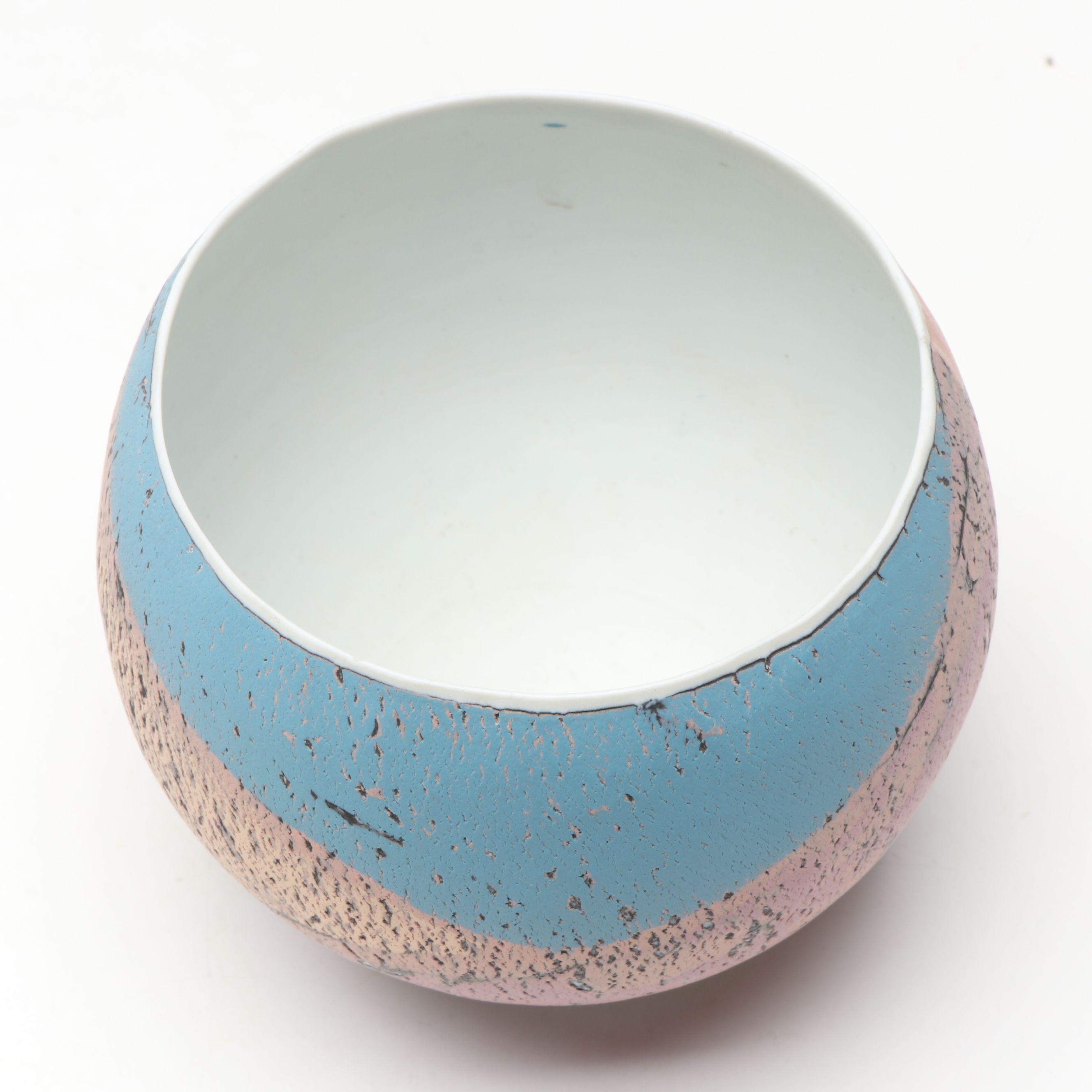 Kristin Andreassen Studio Pottery Bowls and Jim Kemp Lidded Box, 1980s