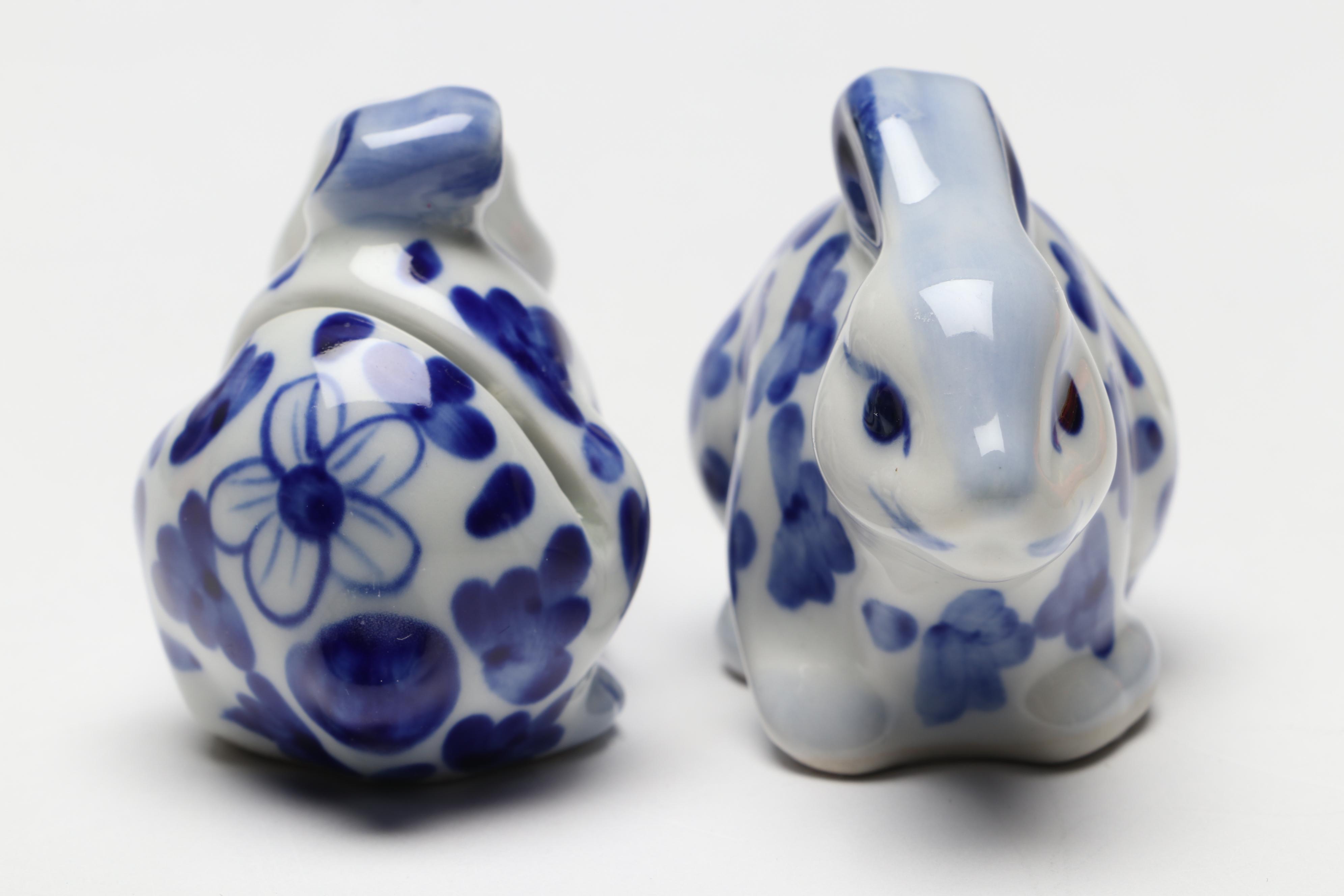 Vietri Italian Majolica Bird Tureen with Erzgebirge Napkin Rings and Other Décor